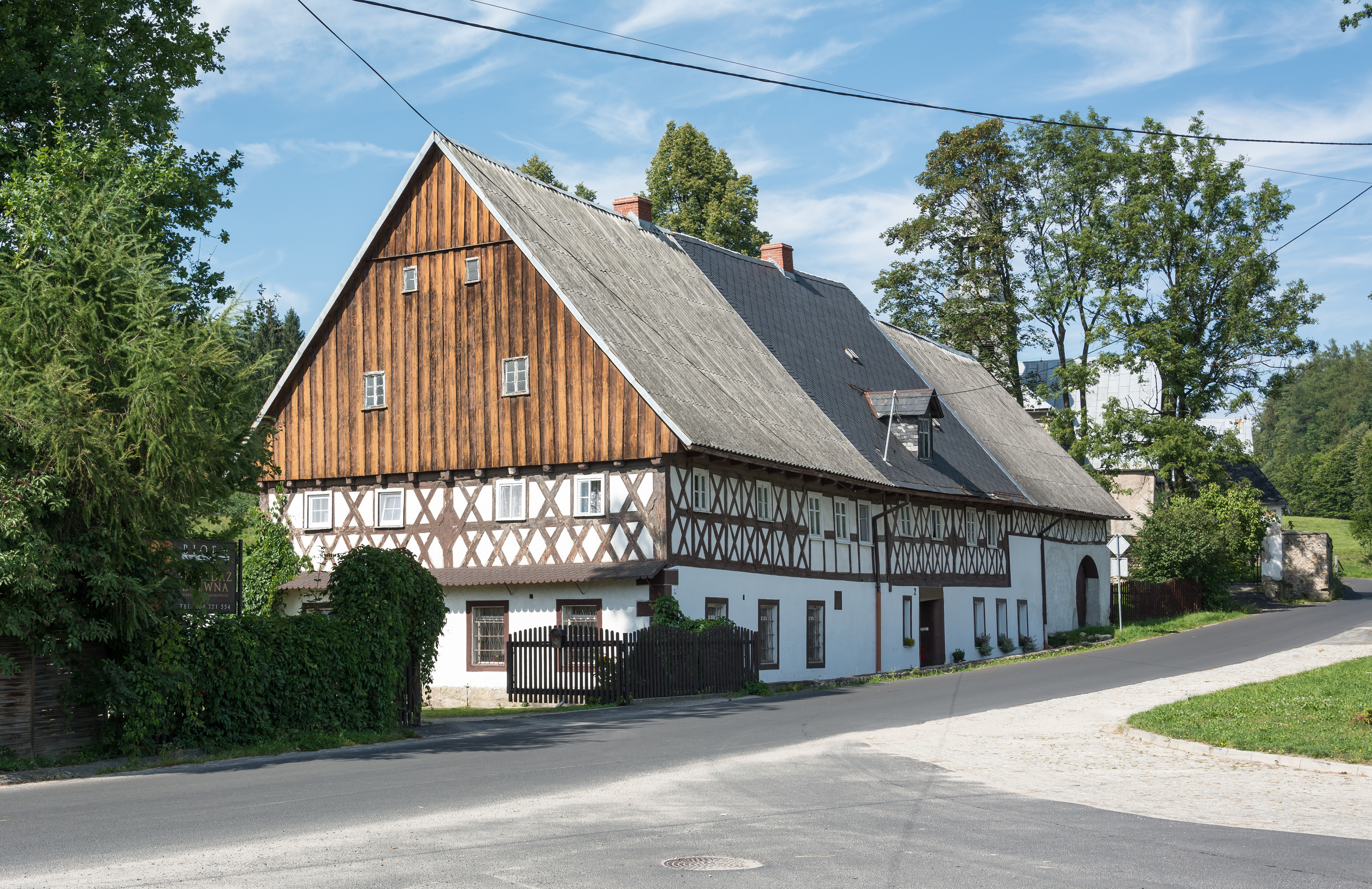 2016 Bukowiec, pl. Kościelny 2 1