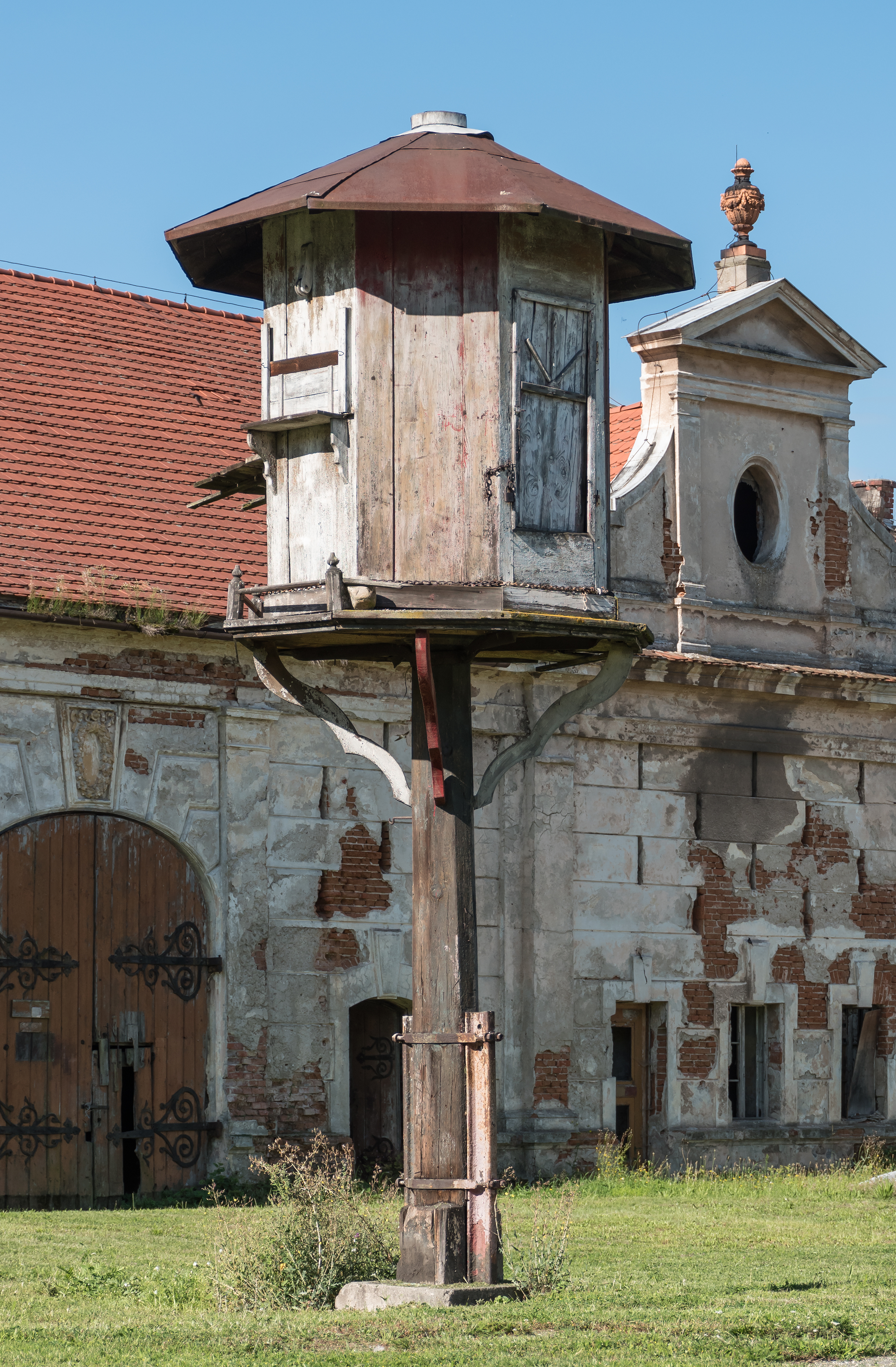 2016 Folwark w Żelaźnie, gołębnik 4