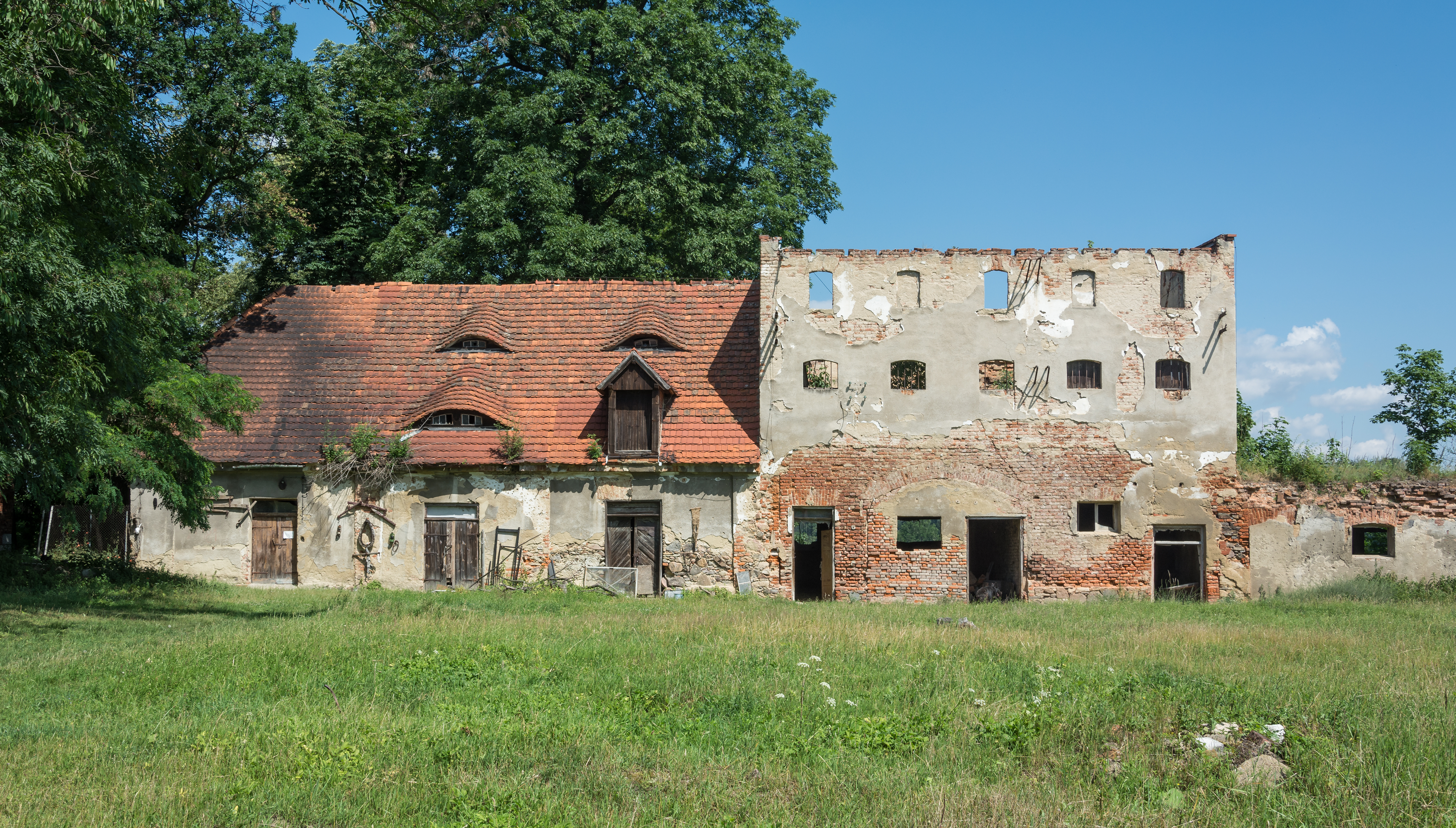 2016 Folwark w Kalinowicach Górnych 2