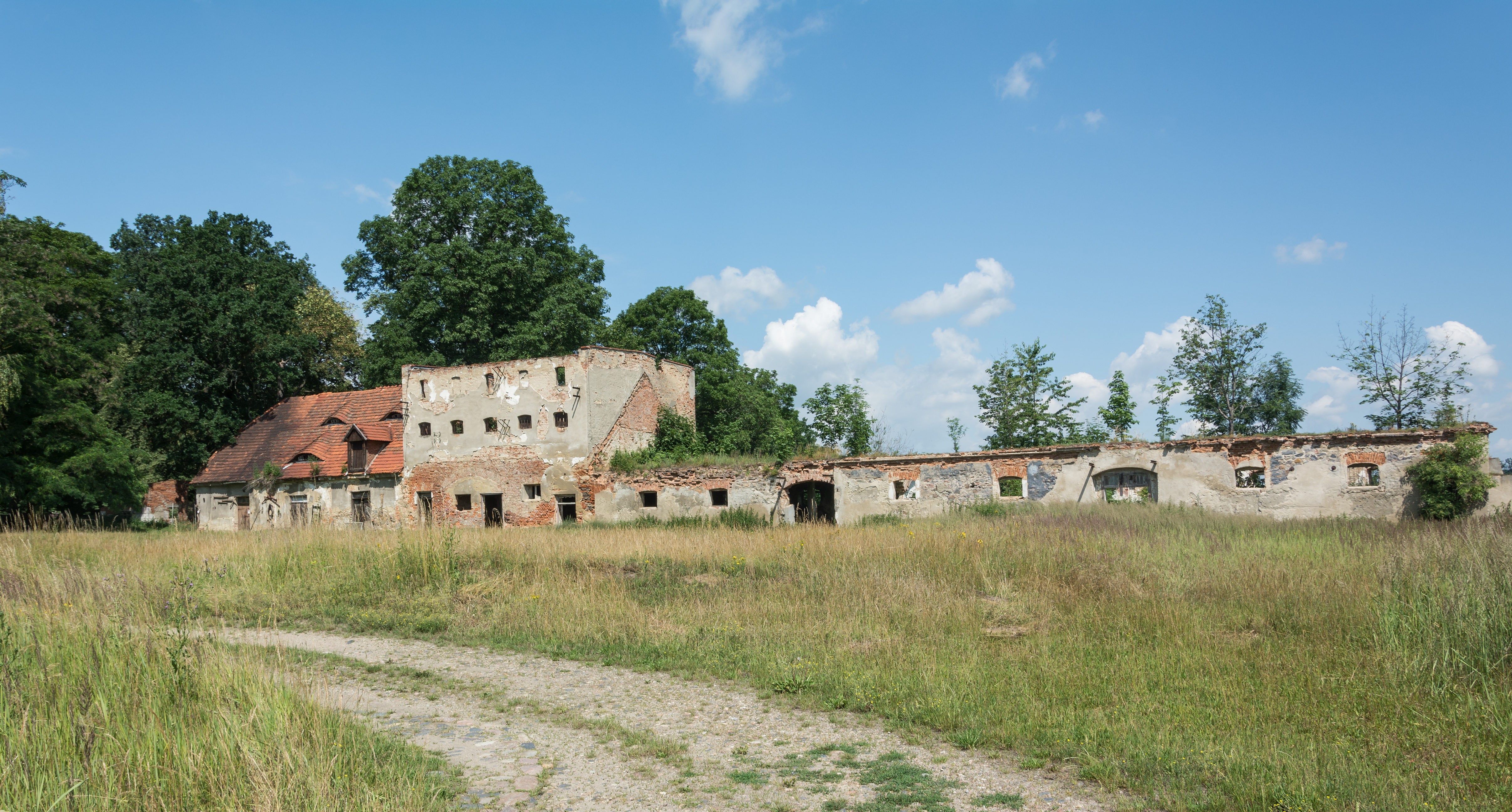 2016 Folwark w Kalinowicach Górnych 5