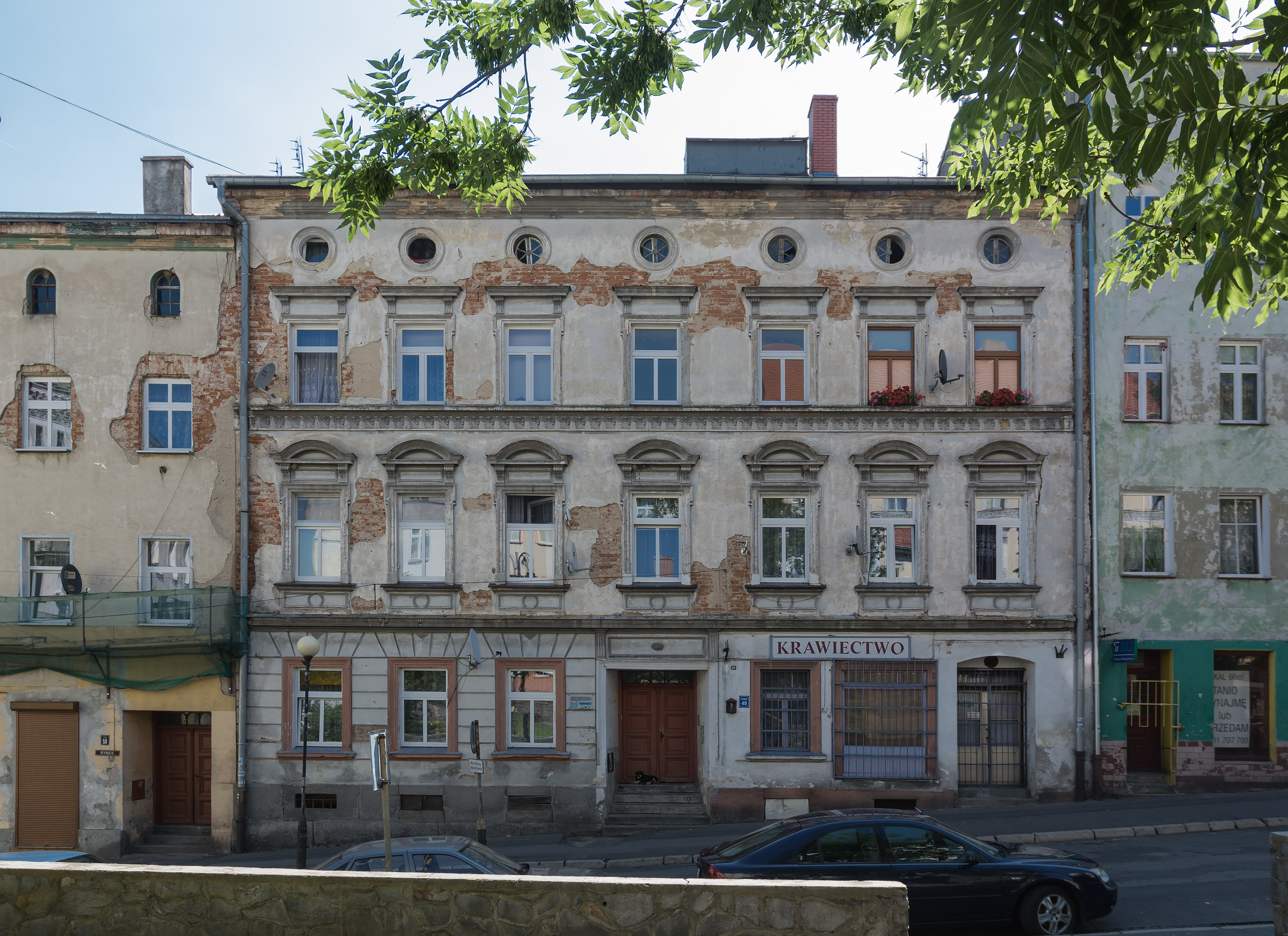 2016 Niemcza, pl. Rynek 49