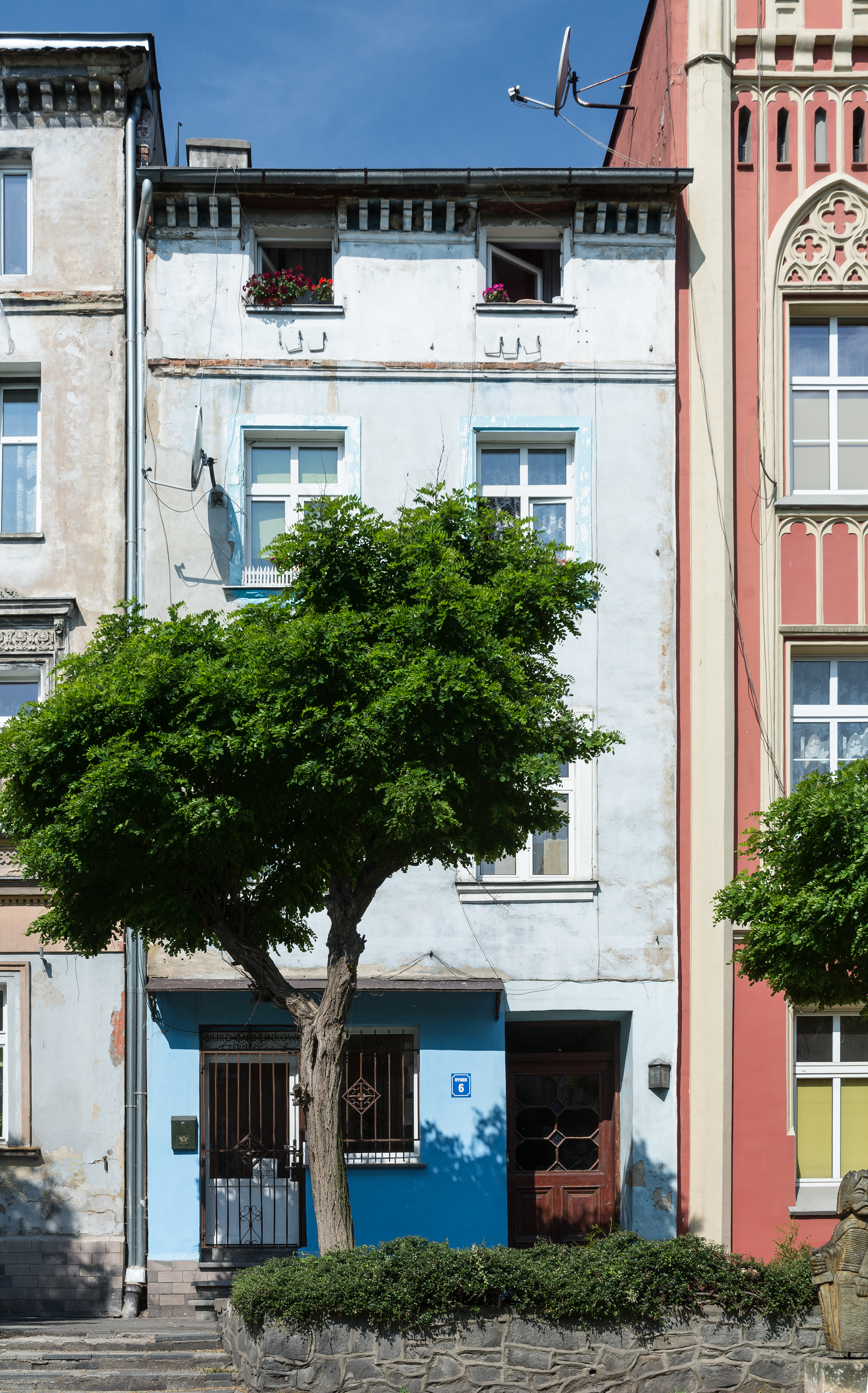 2016 Niemcza, pl. Rynek 6