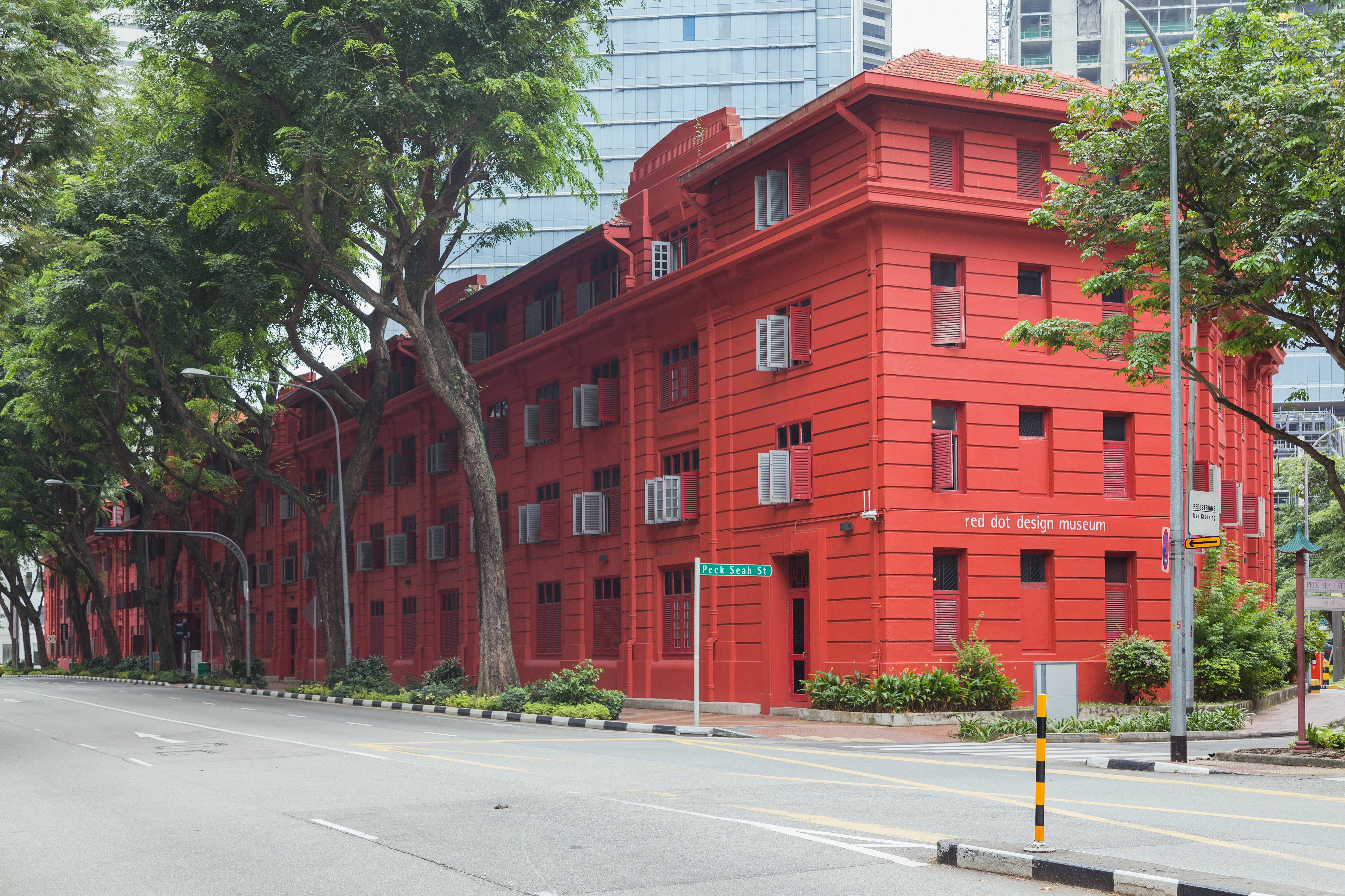 2016 Singapur, Chinatown, Ulica Maxwell, Red Dot Design Museum (01)