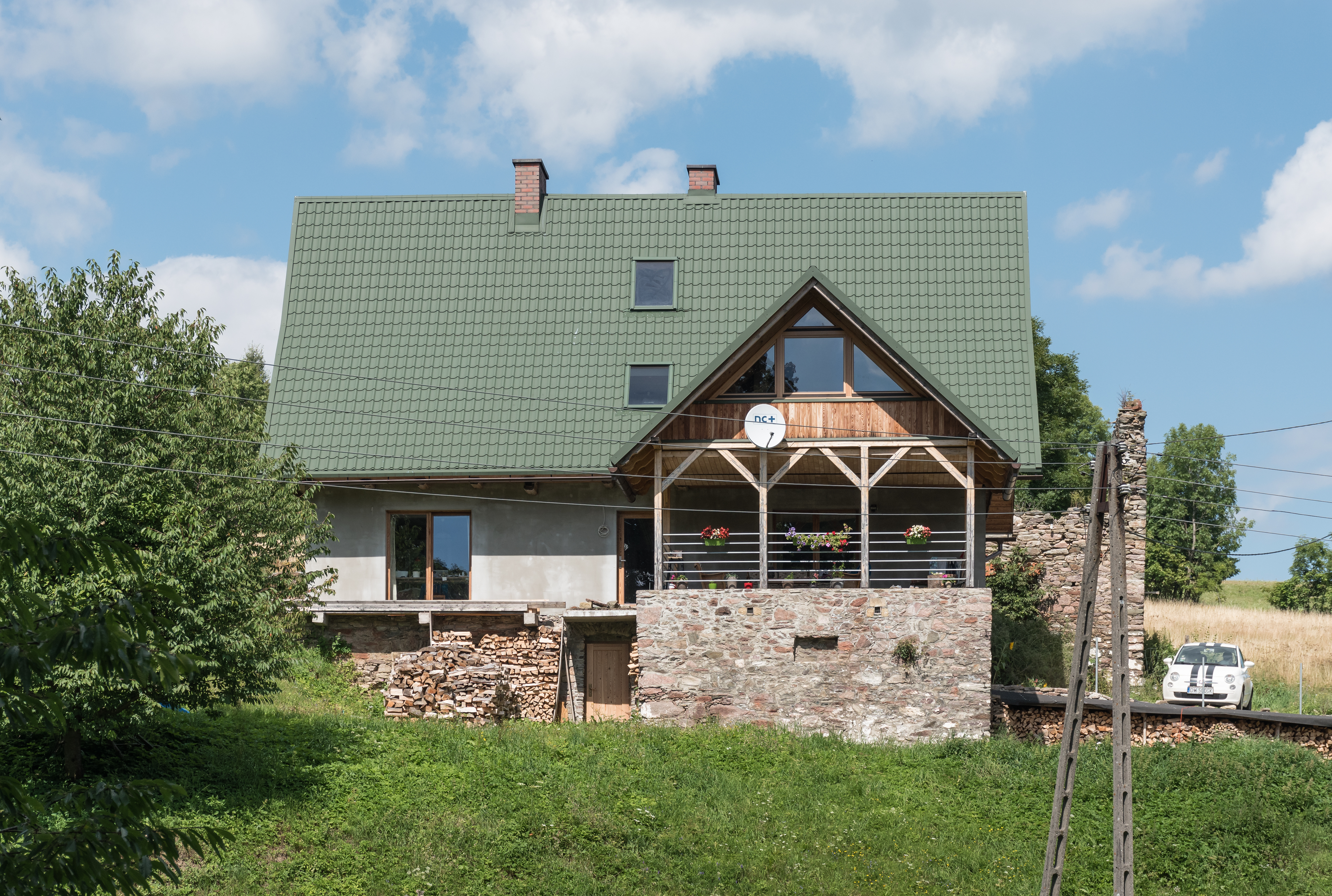 2017 Dom nr 20 w Gniewoszowie