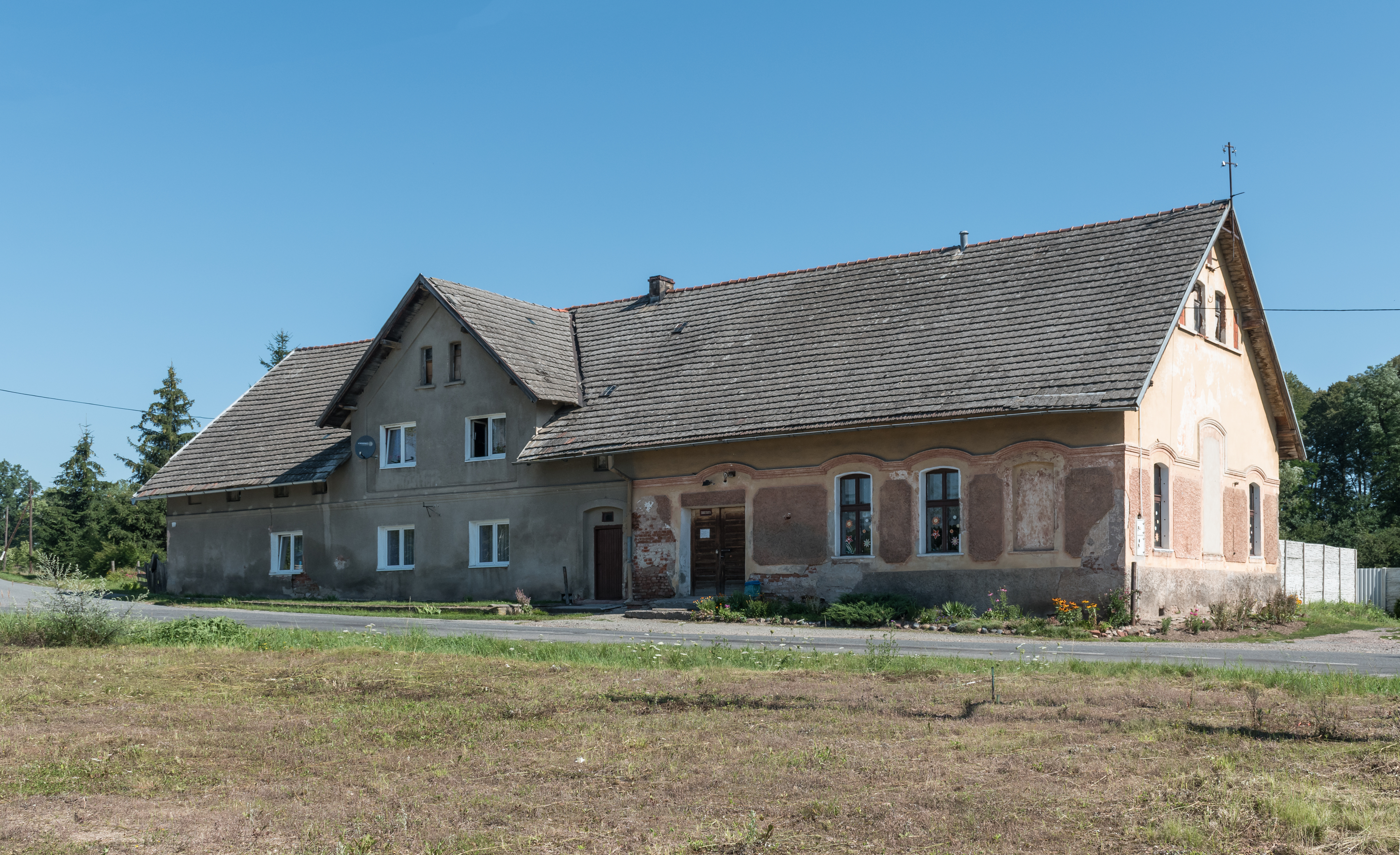 2017 Dom nr 3 w Gorzuchowie