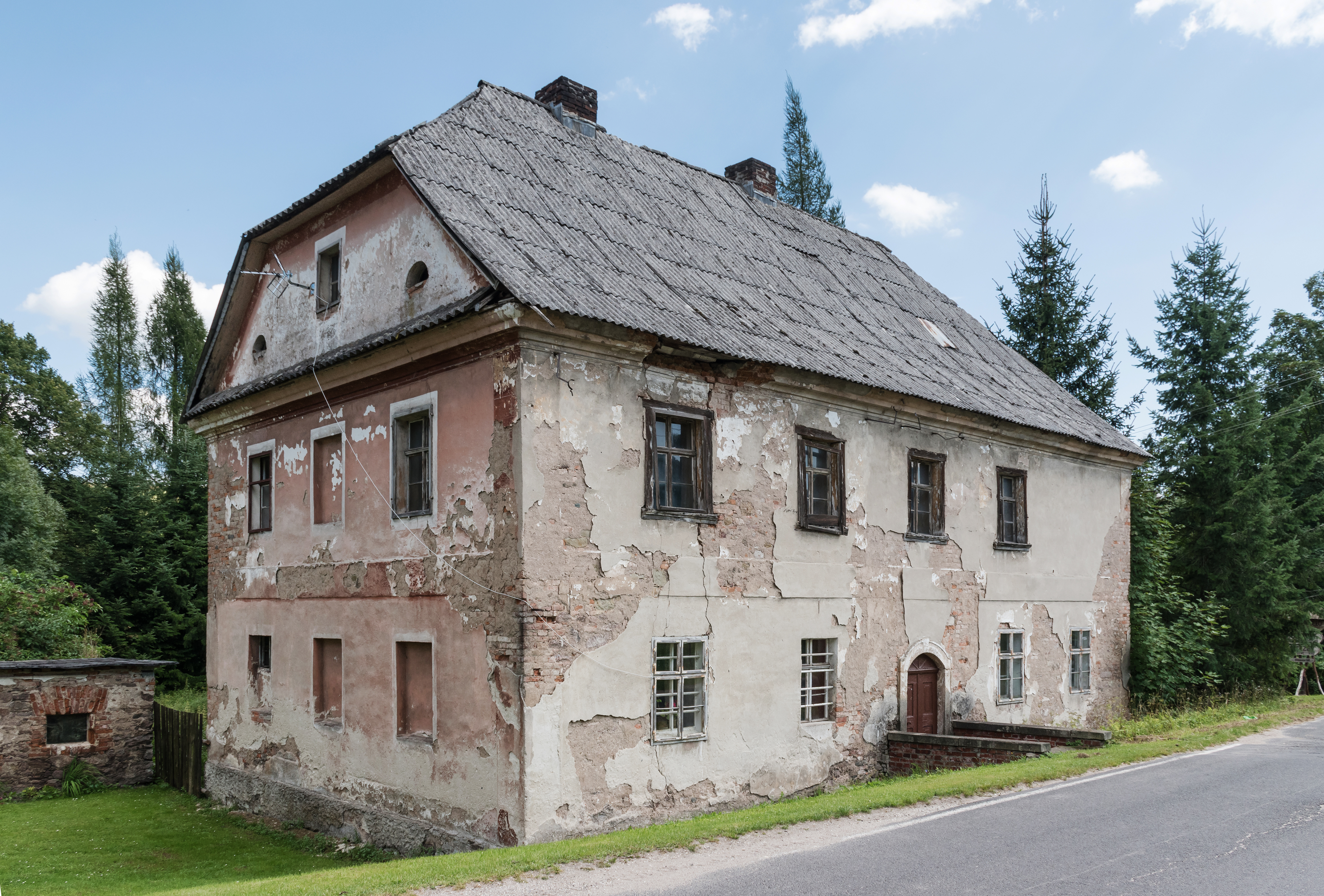 2017 Dom nr 54 w Różance 1
