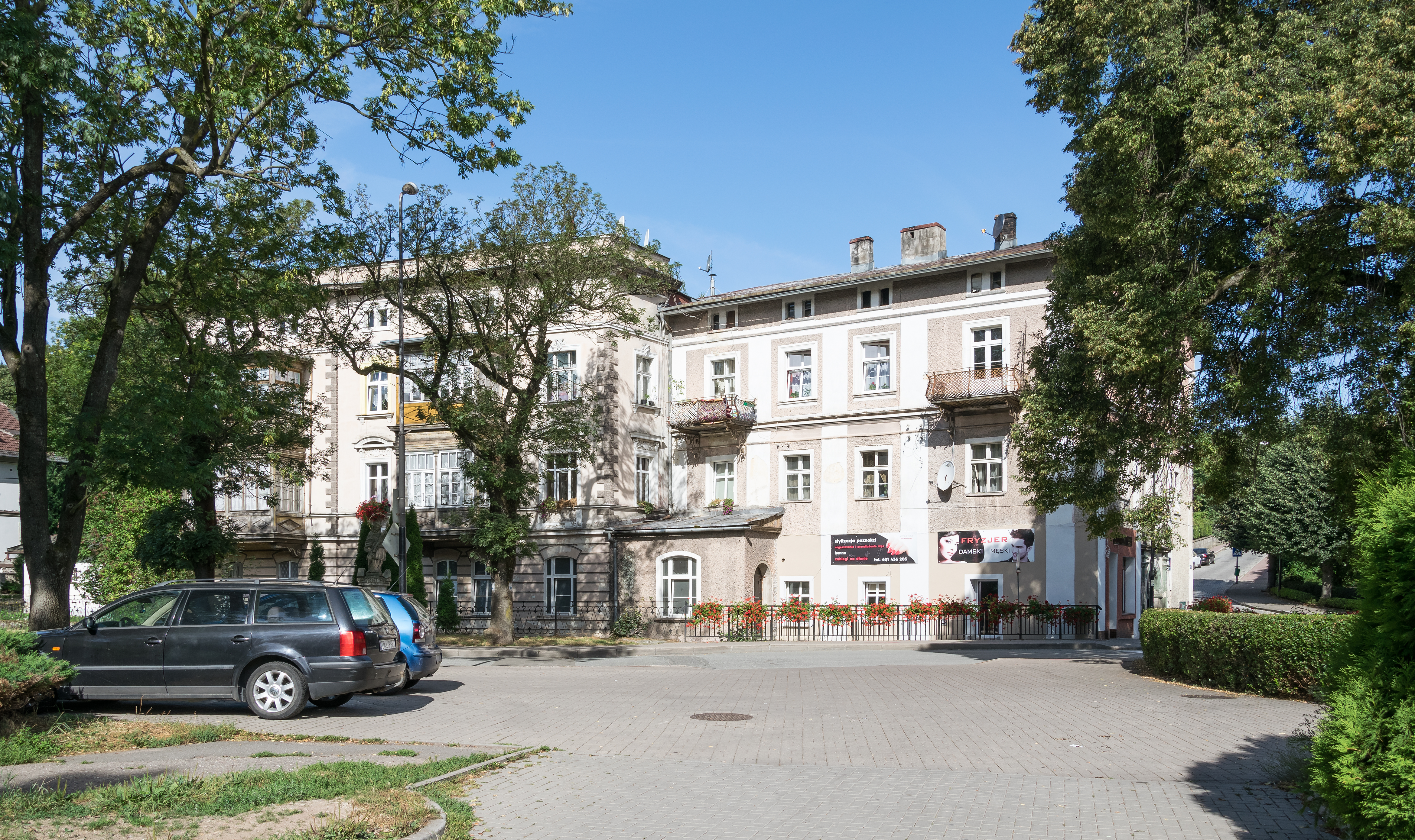 2018 Duszniki-Zdrój, pl. Warszawy 4 09