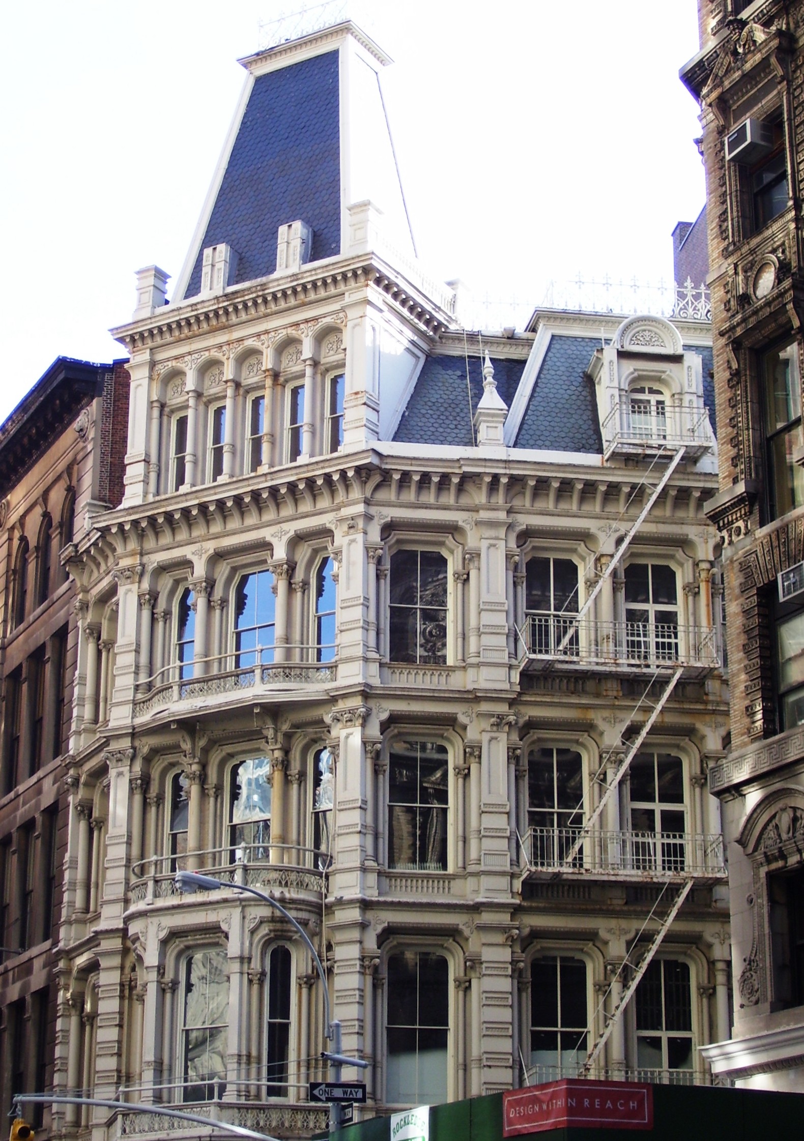 901 Broadway Lord & Taylor