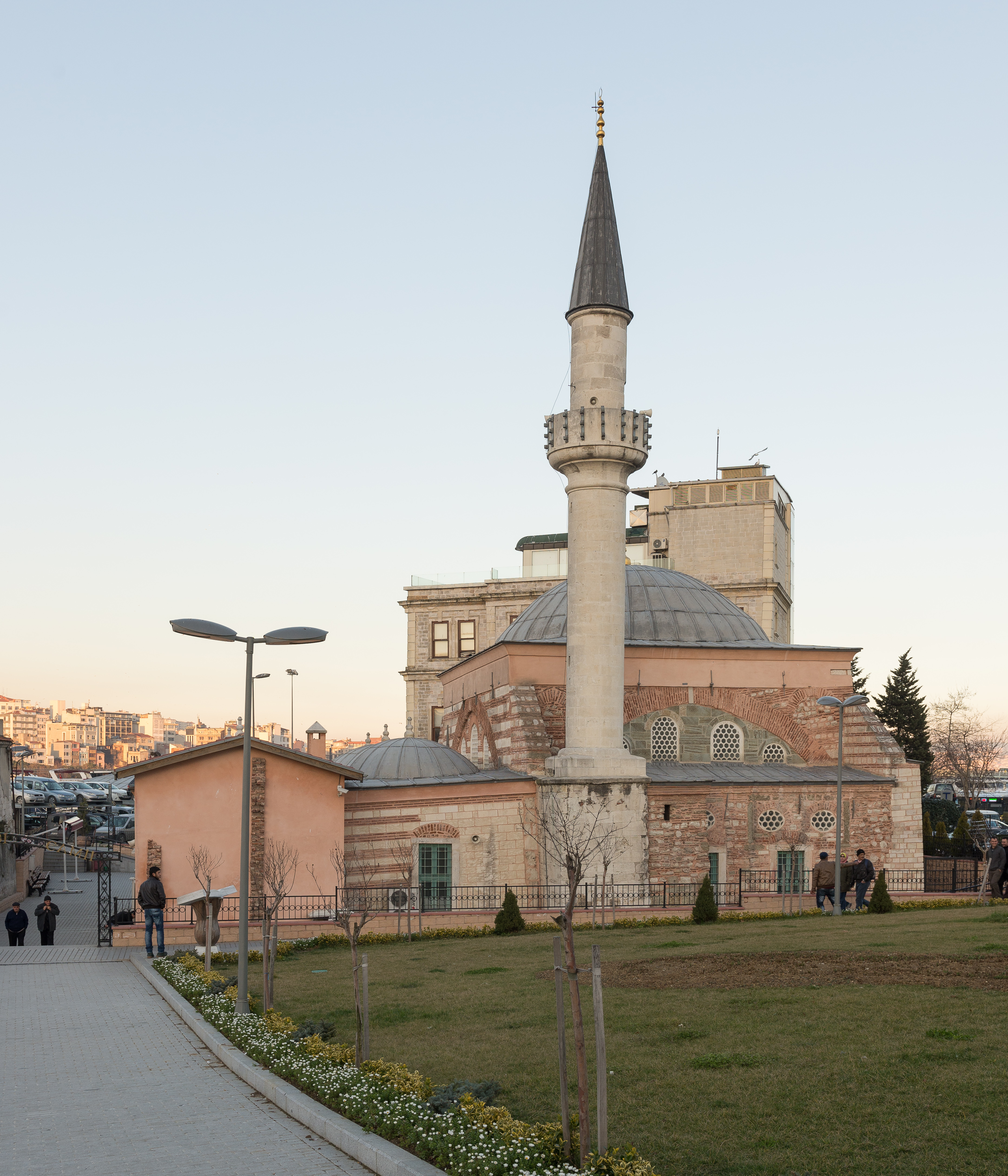 Ahi Çelebi Camii Mars 2013 01