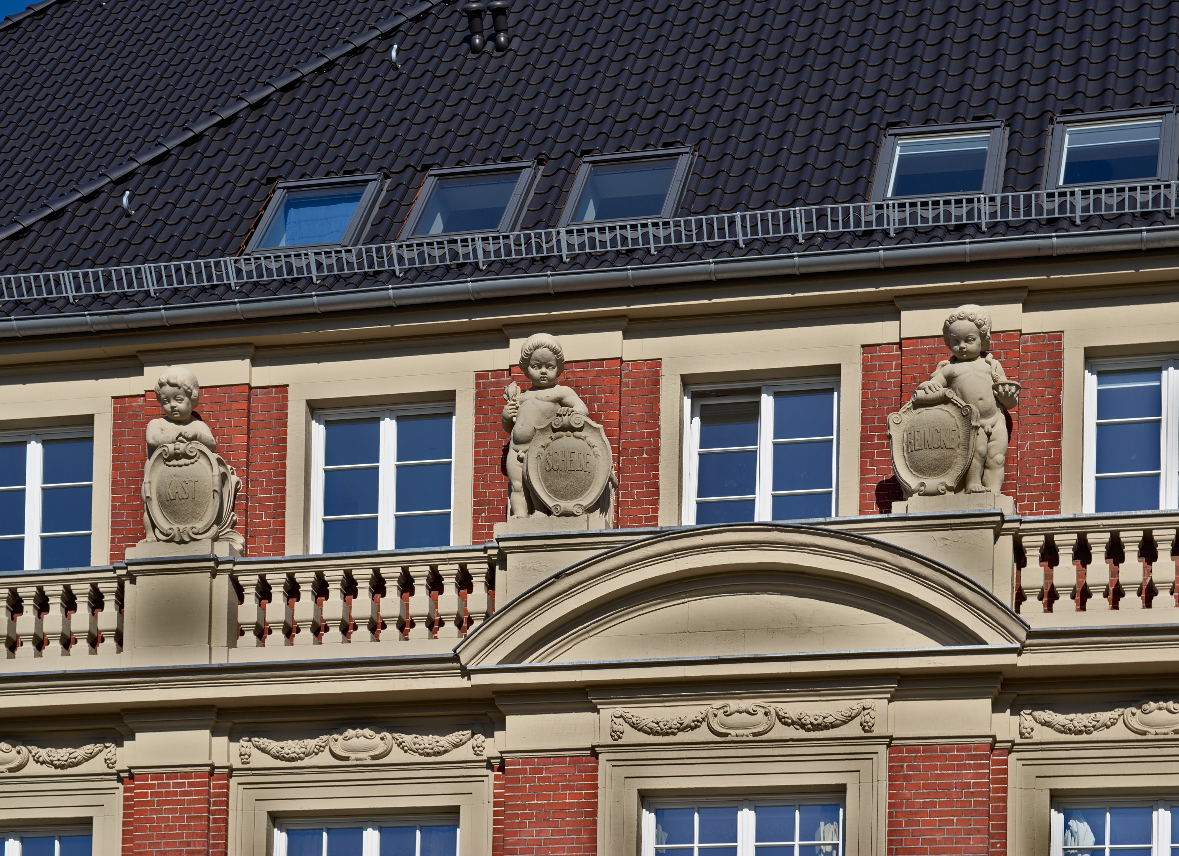 AK Barmbek old main building 04