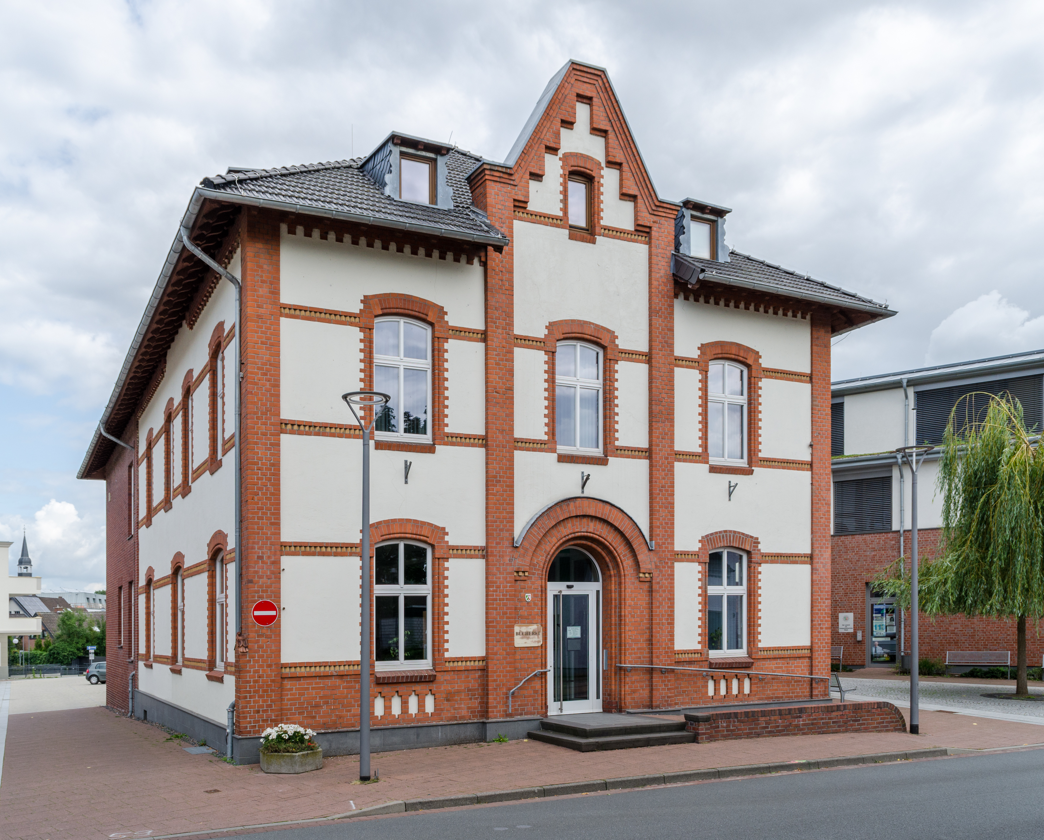 Alpen, Rathaus, 2017-08 CN-01
