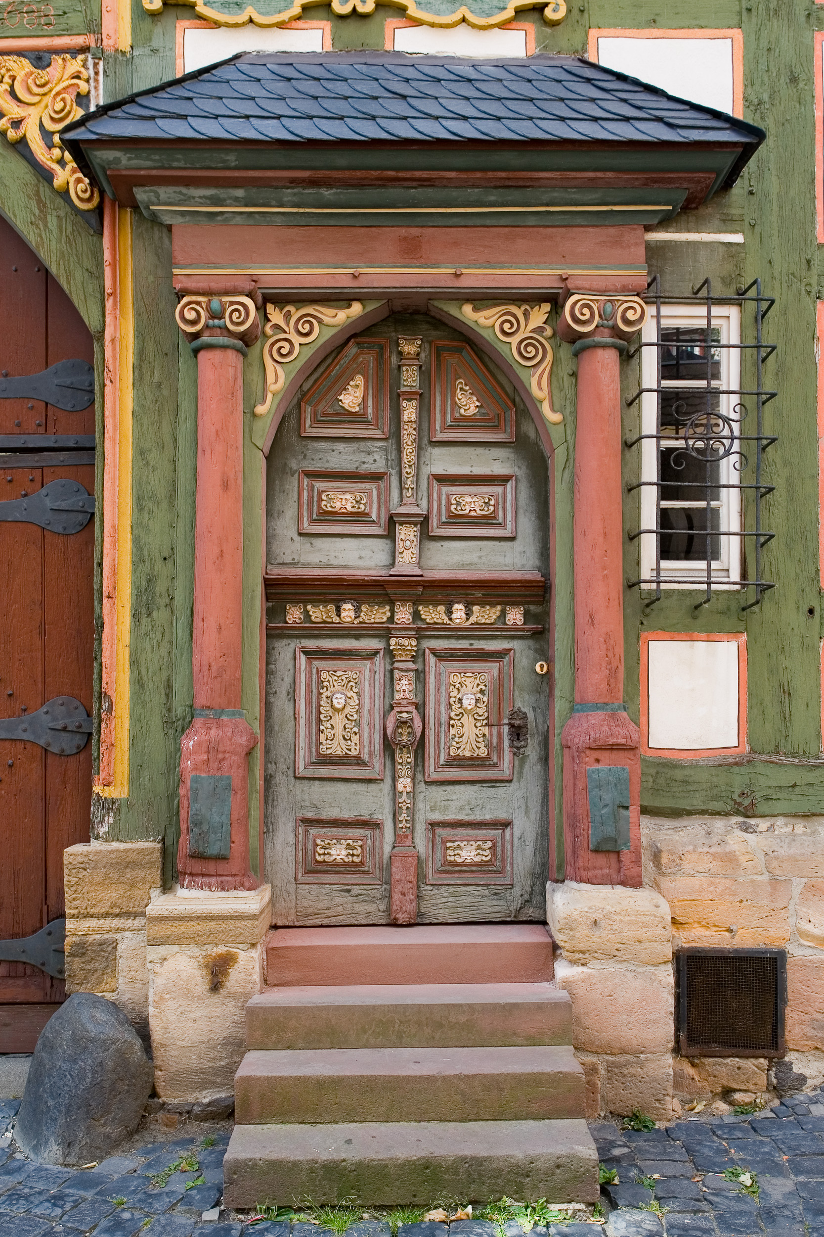Alsfeld-Neurathhaus-Haustuer