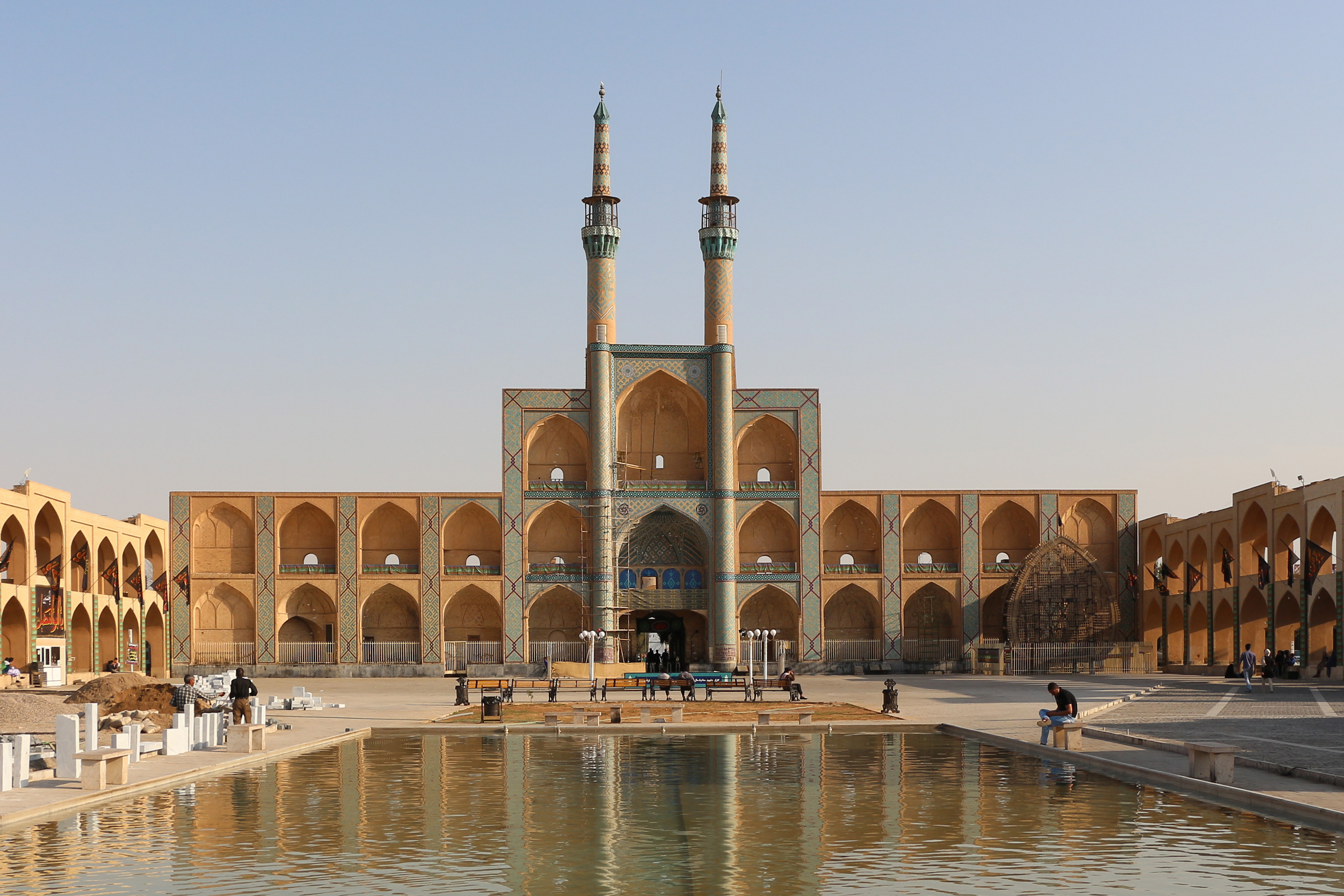 Amir Chakhmaq Complex, Yazd