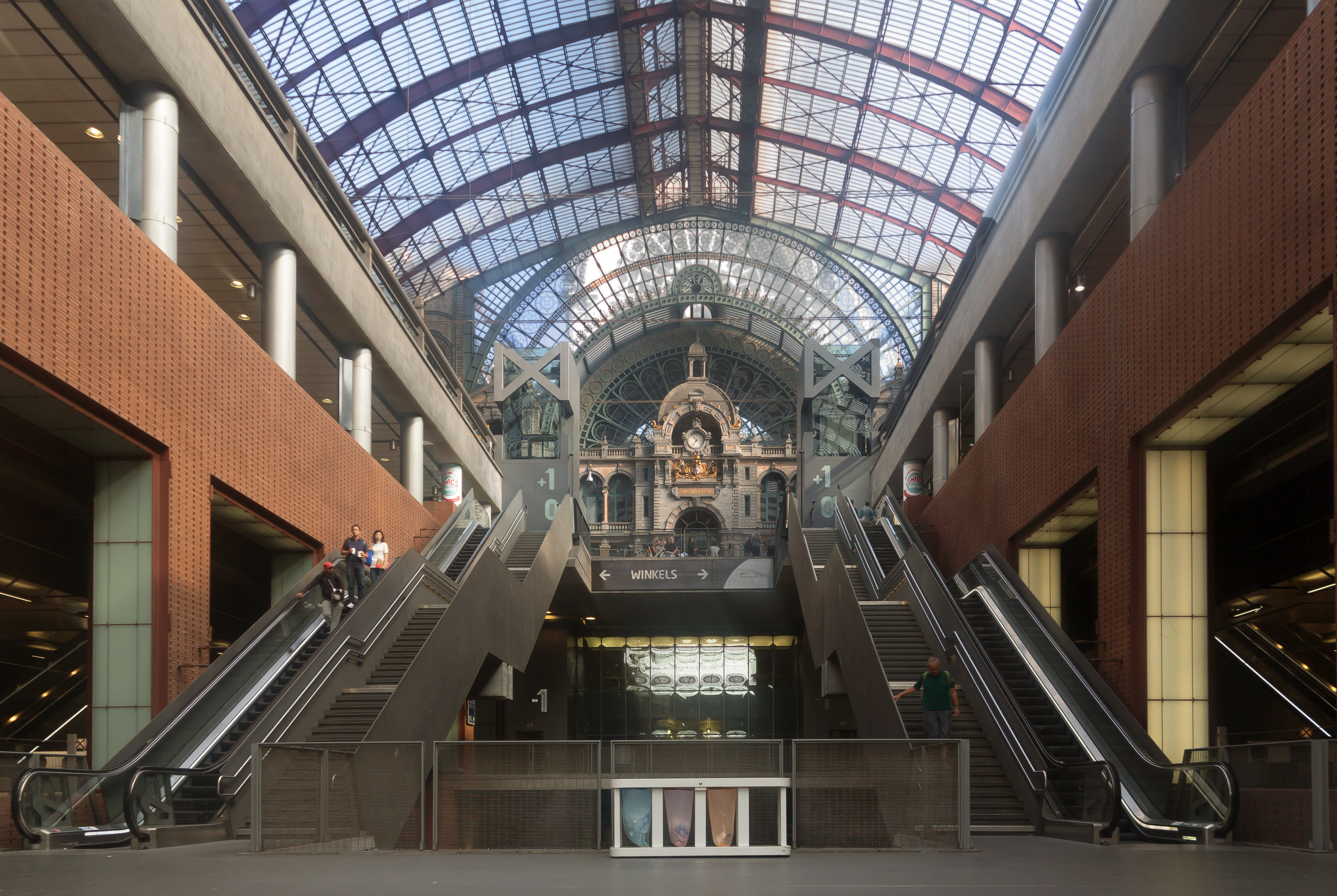 Antwerpen, centraal station oeg7051 IMG 1032 2017-08-27 10.33