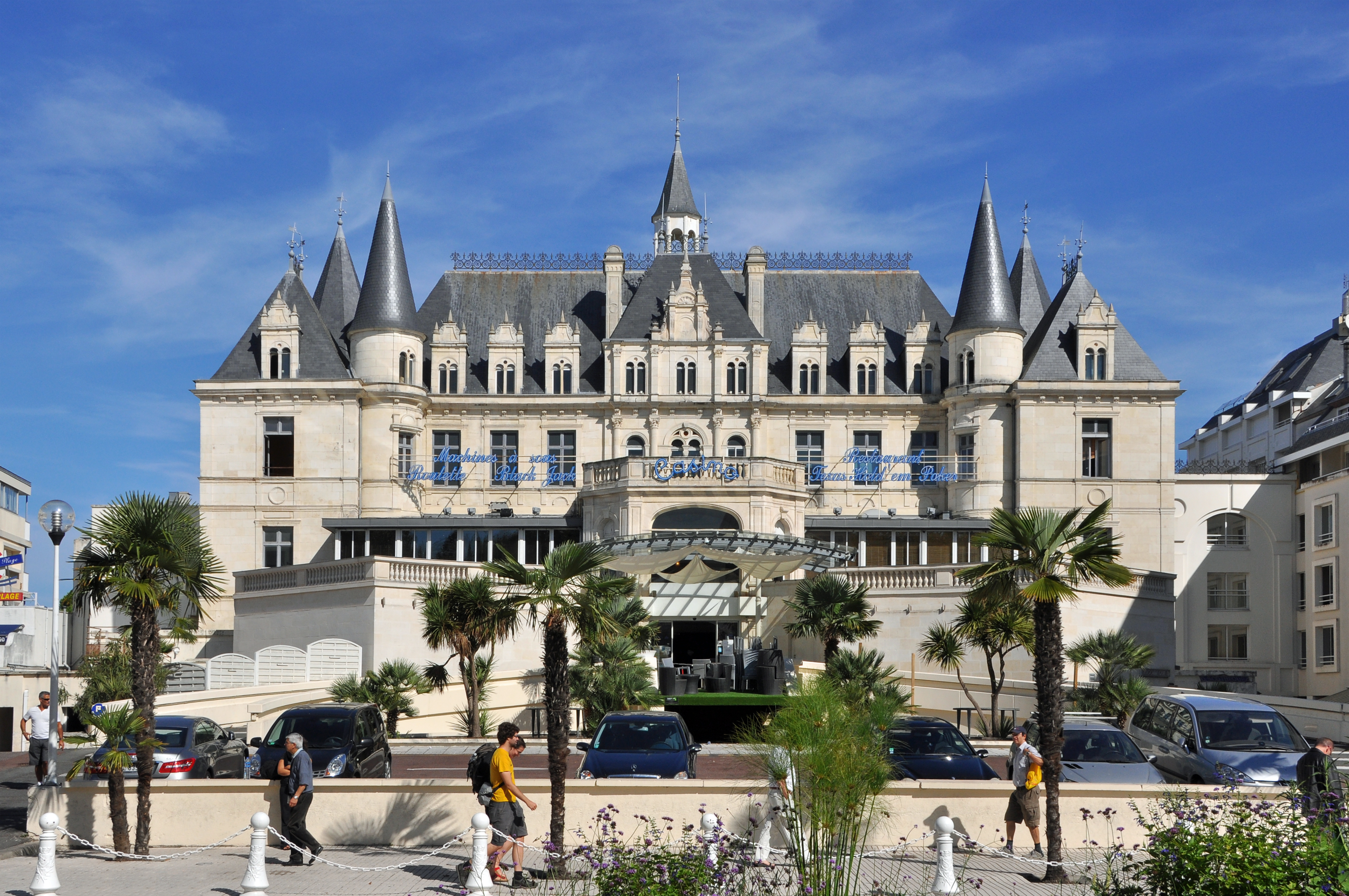 Arcachon Casino R01