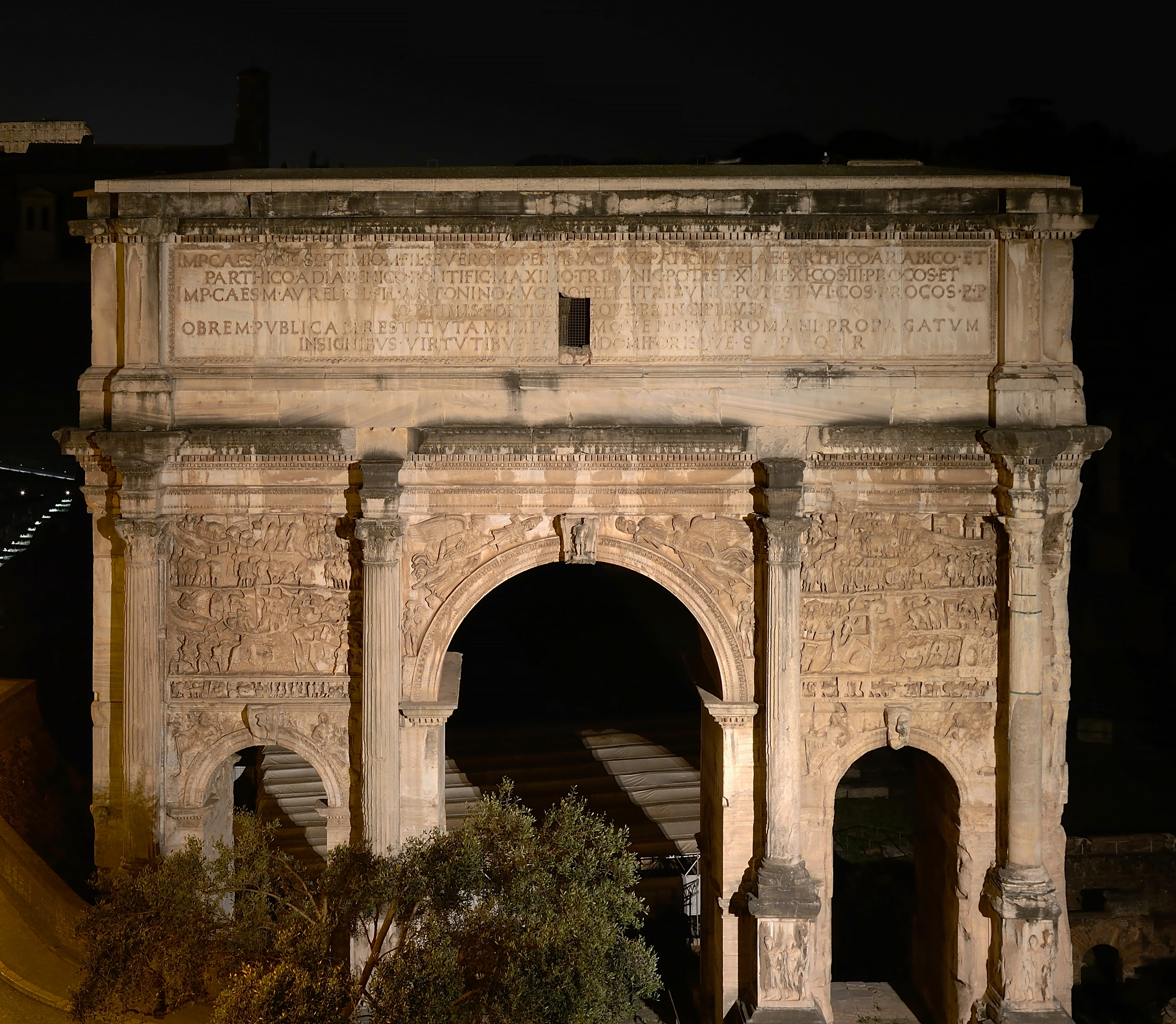 Arch of Septimius Severus at night