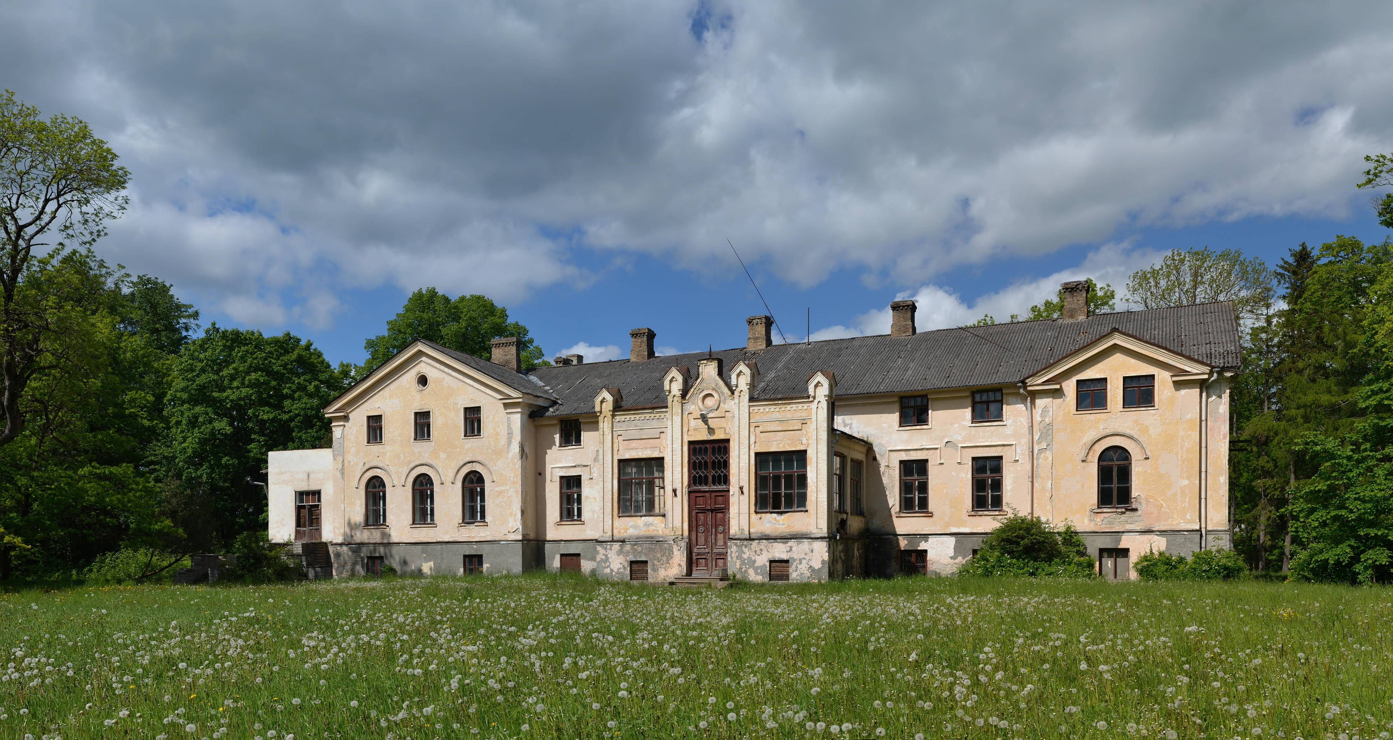 Arkna mõisa peahoone