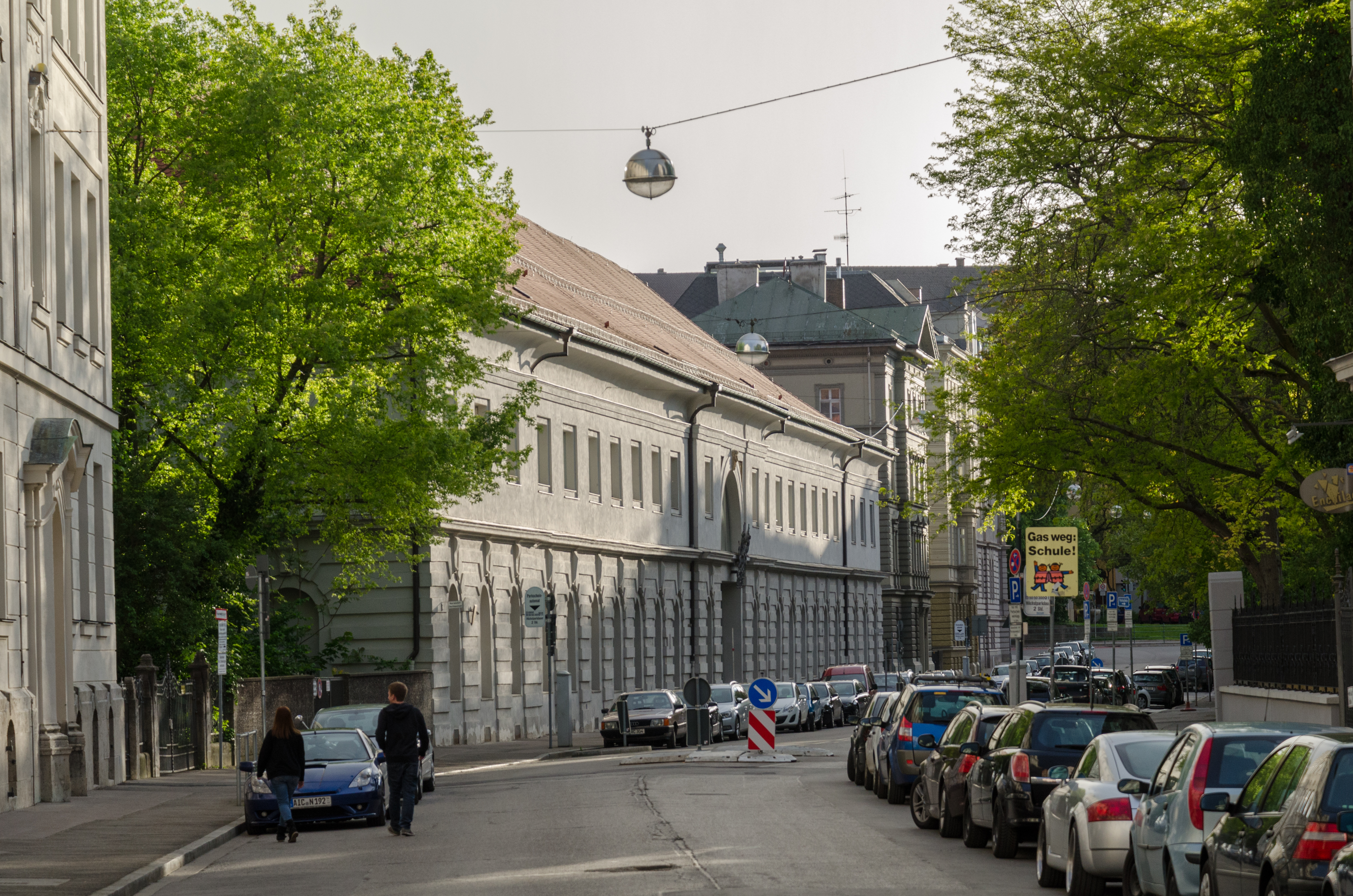 Augsburg, Hallstraße 5, 001