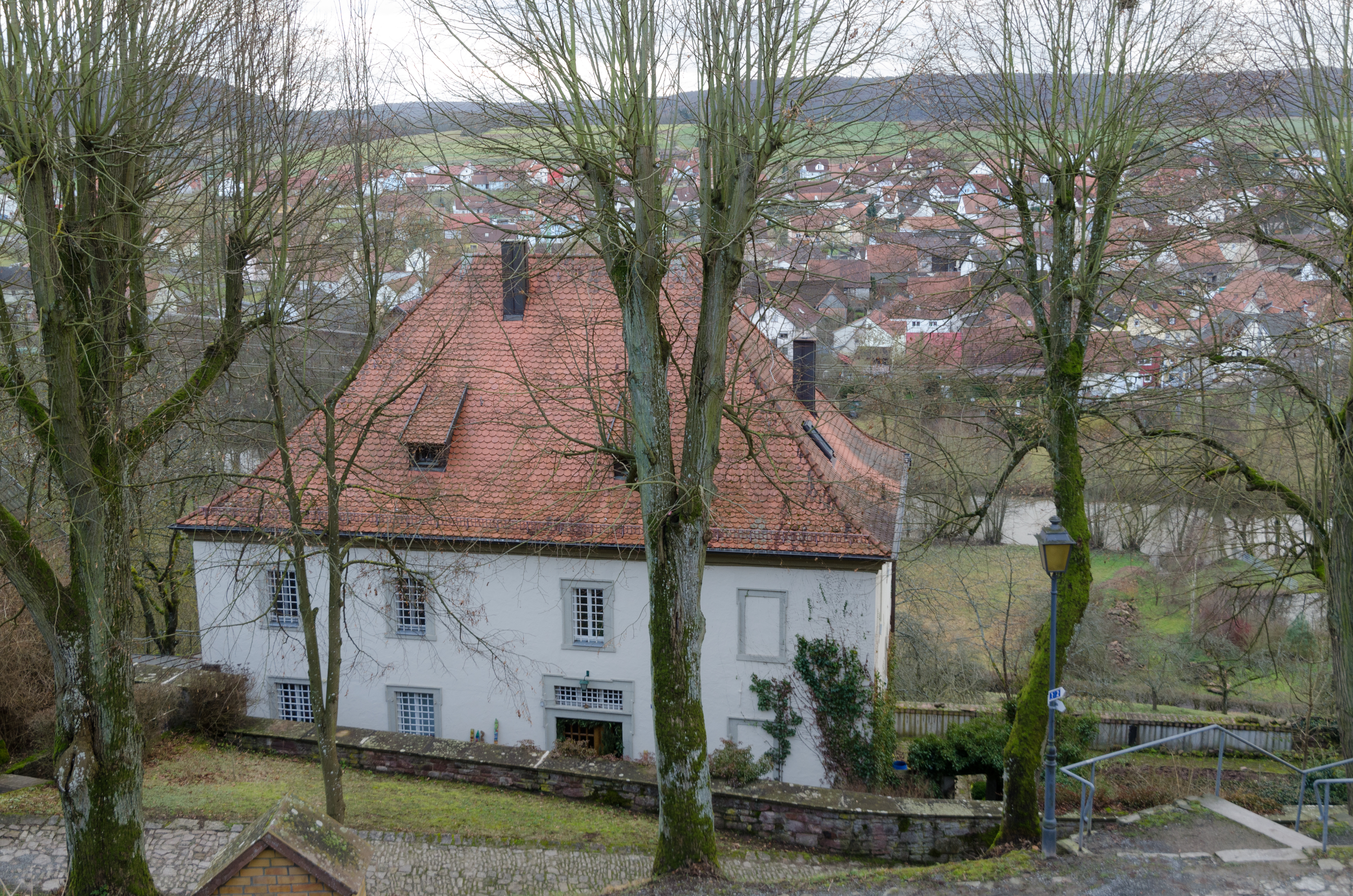 Aura an der Saale, An der Burg 172, 001