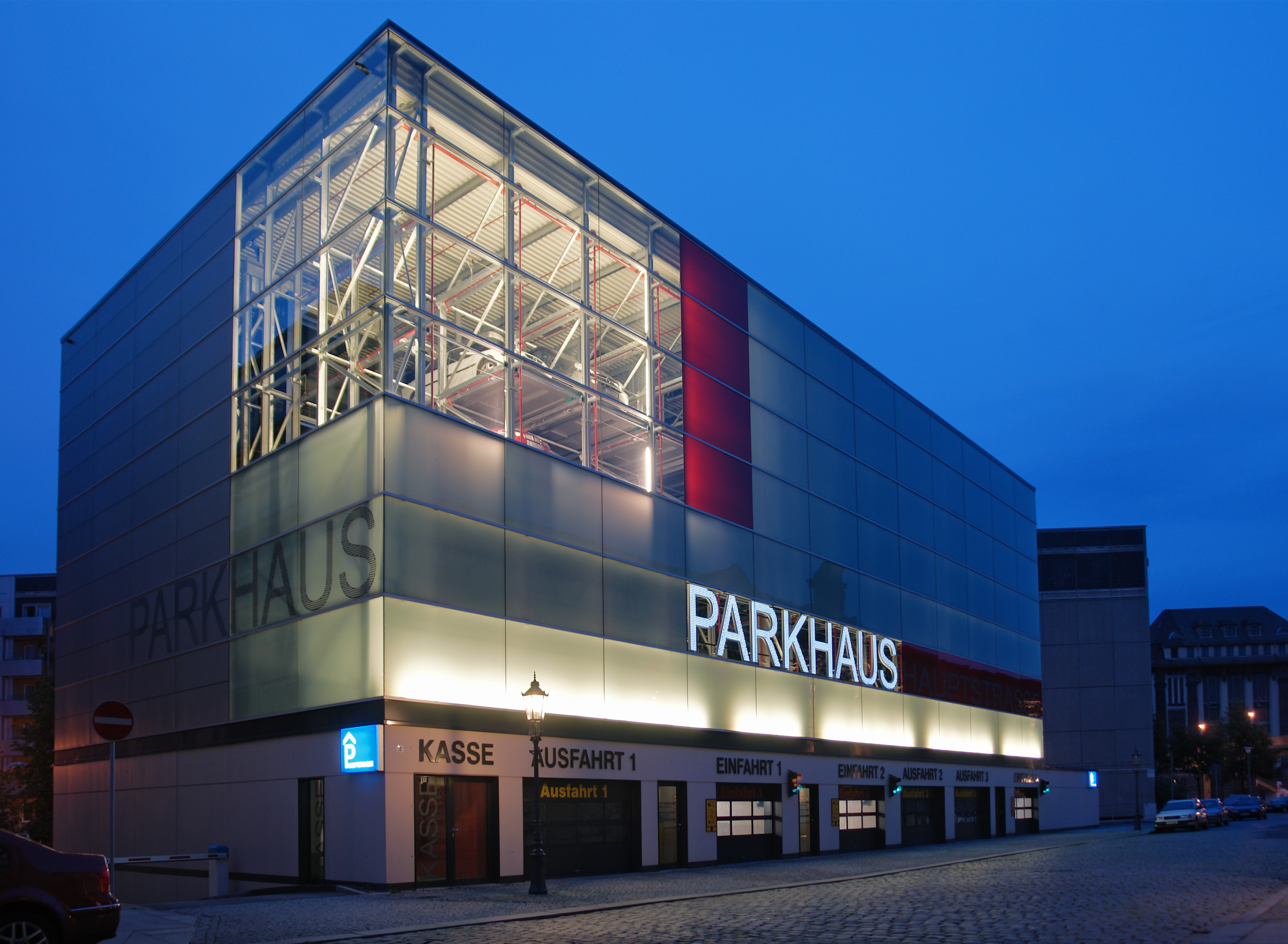 Autom-Parkhaus