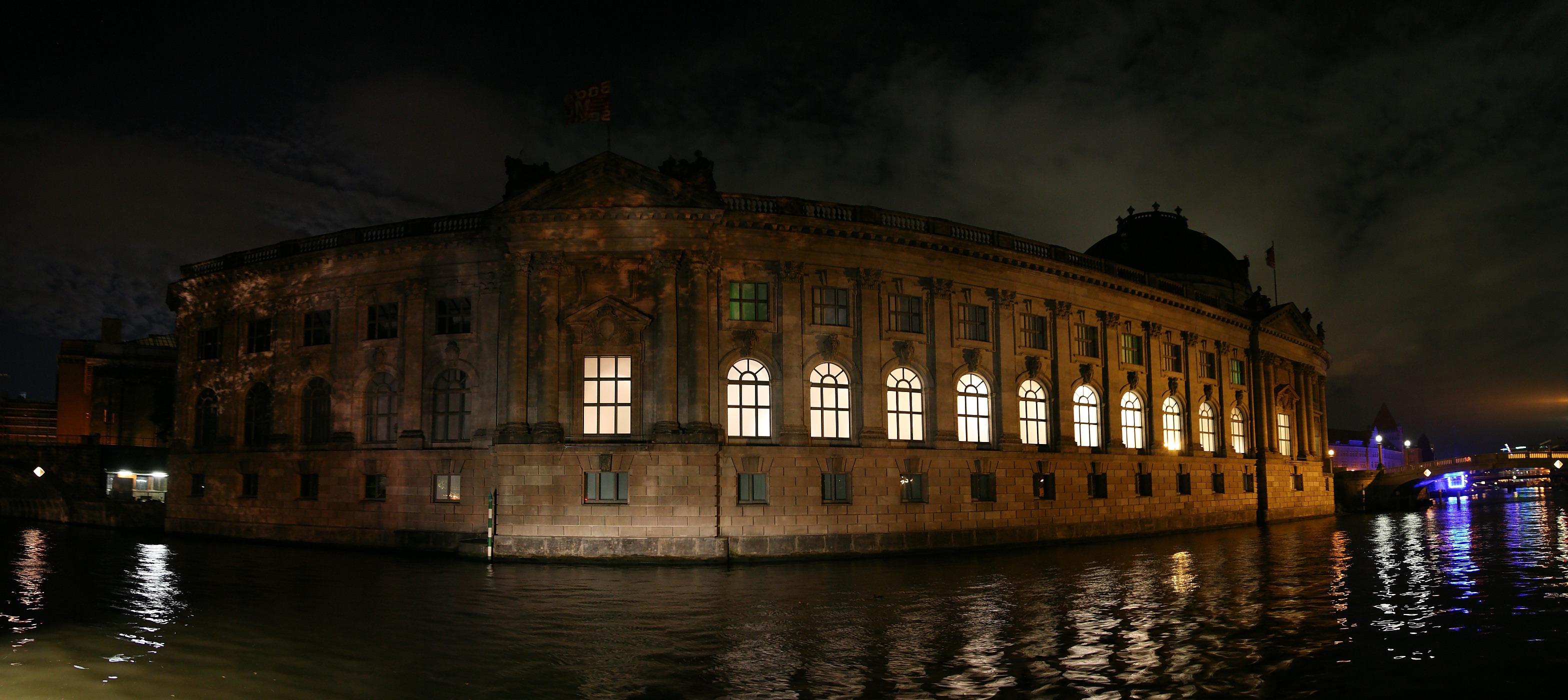 B Bode Museum night
