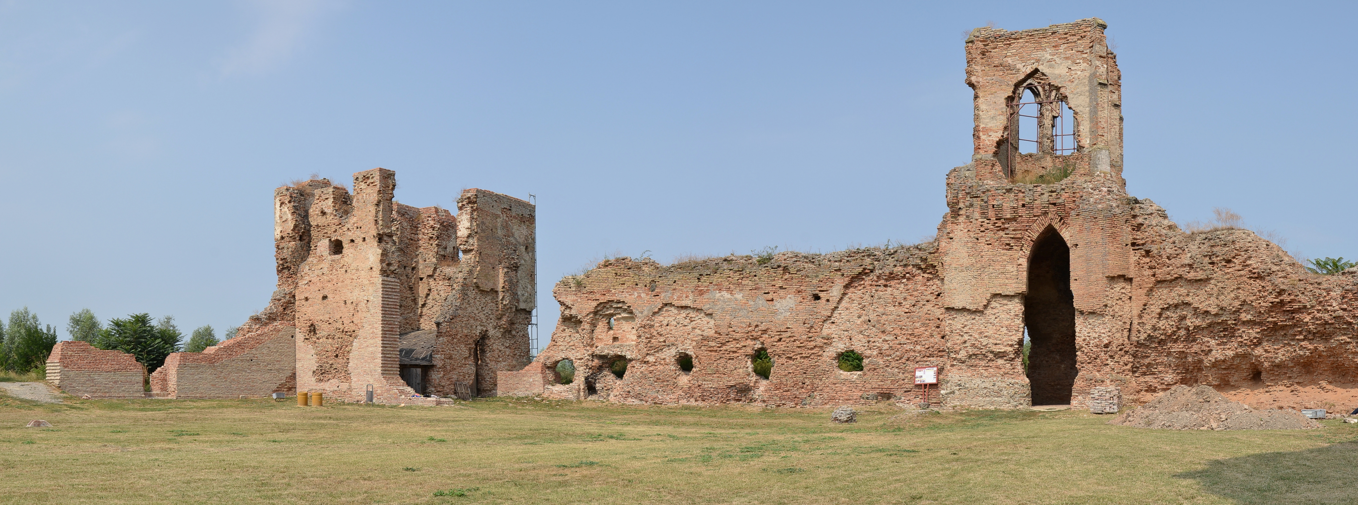 Bač fortress (Bačka tvrđava) 4