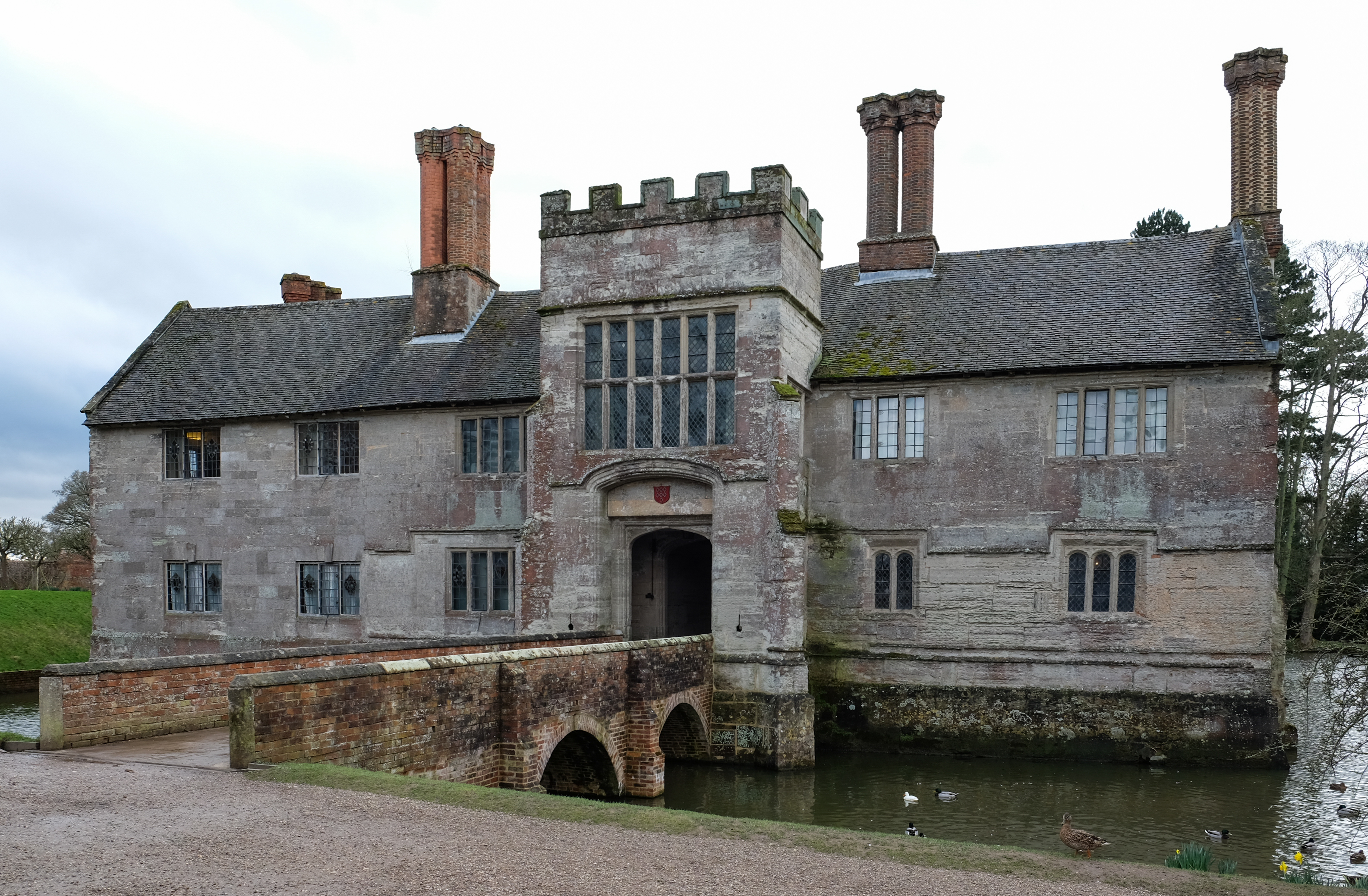 Baddesley Clinton house north 2016