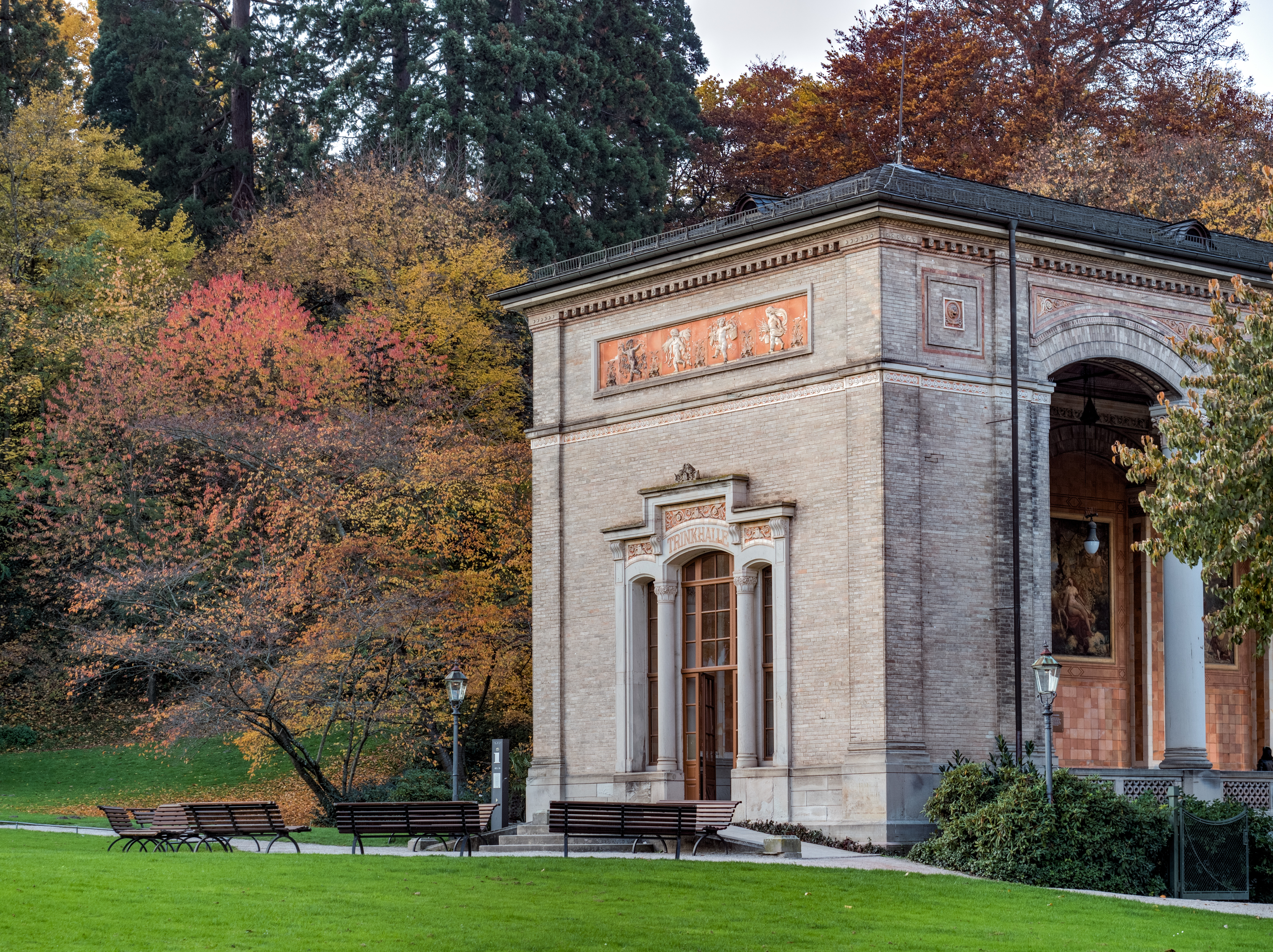 Baden-Baden-316291 2 3N