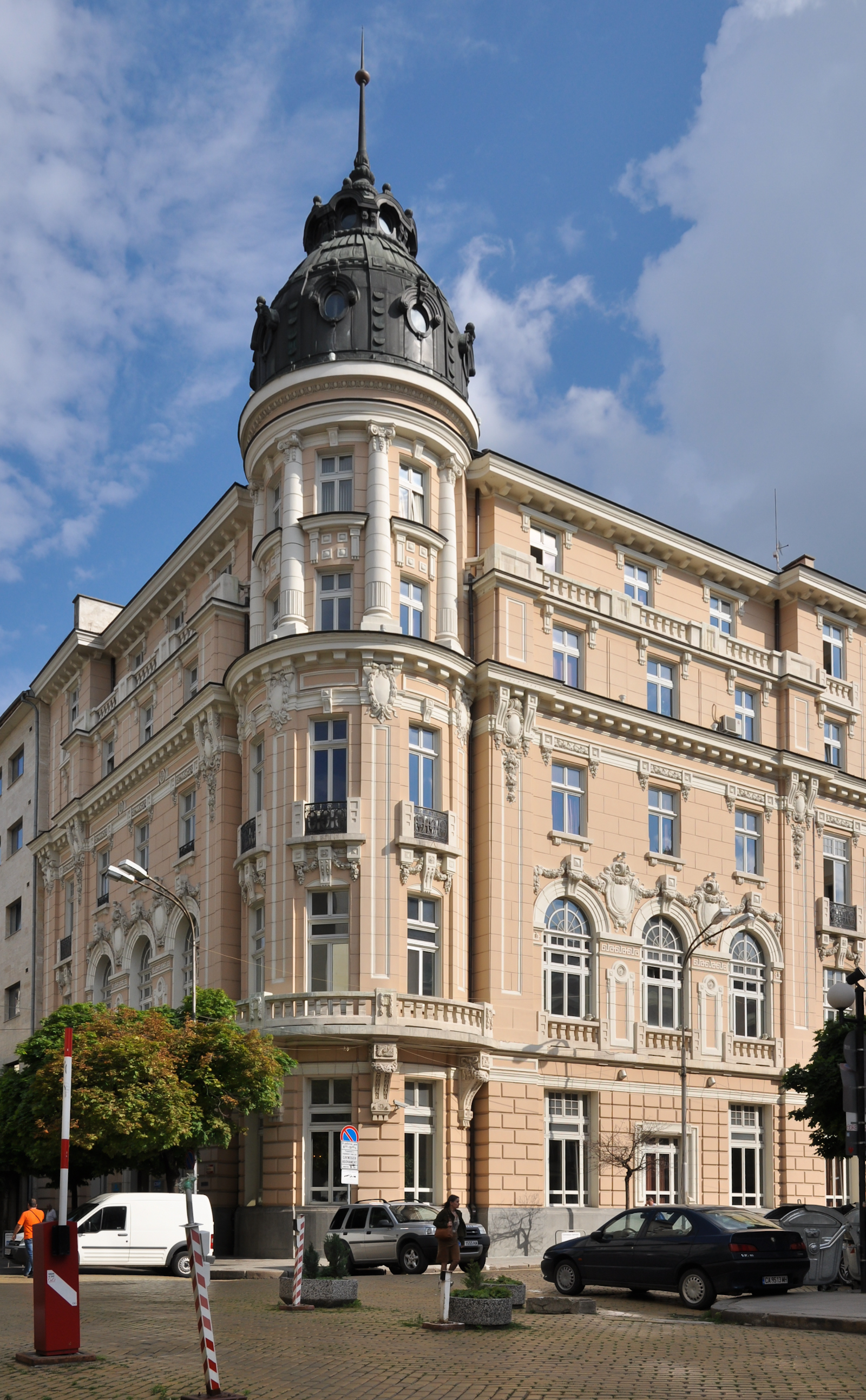Bank edifice - Sofia
