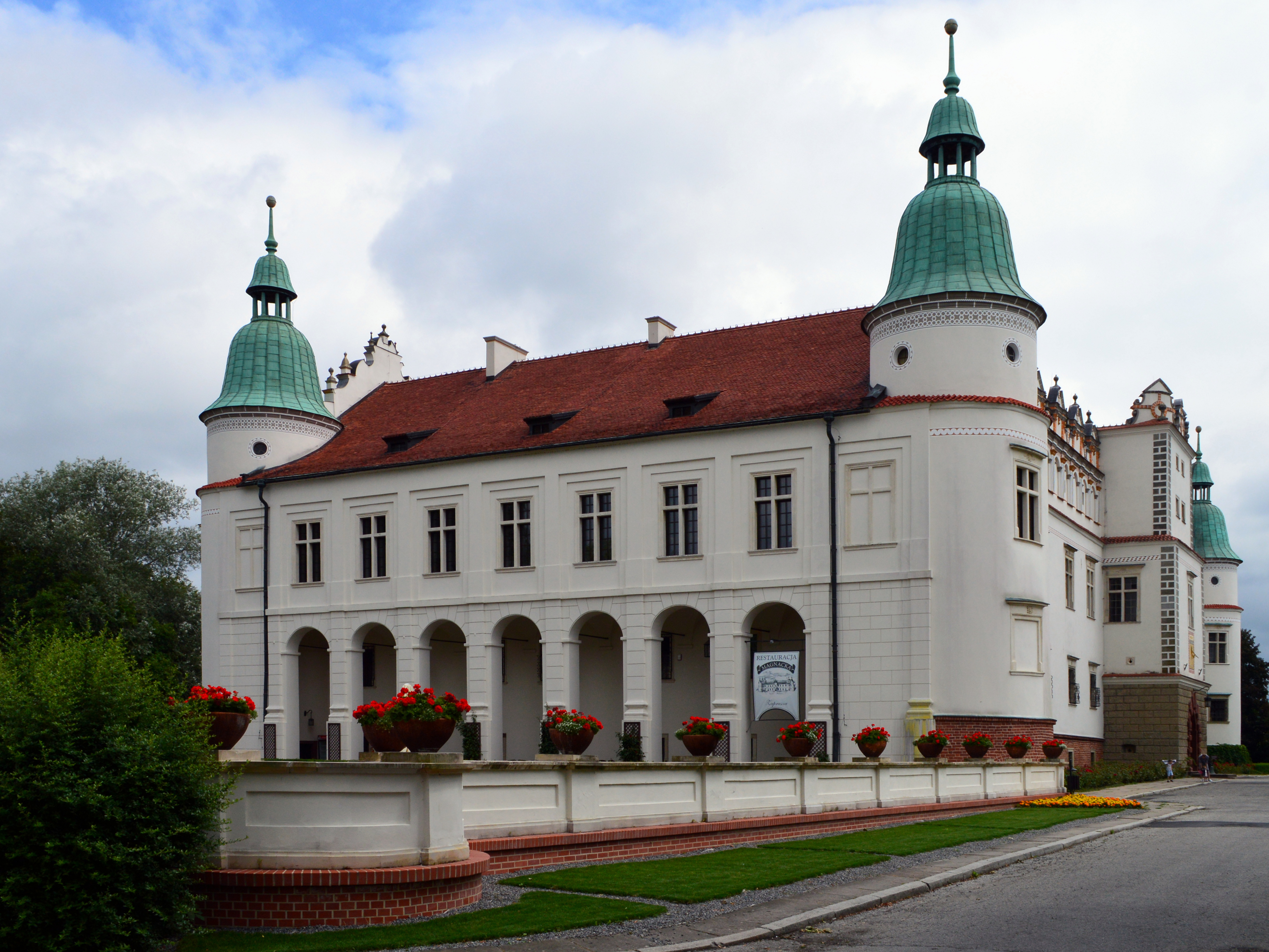 Baranow Sandomierski Castle 09
