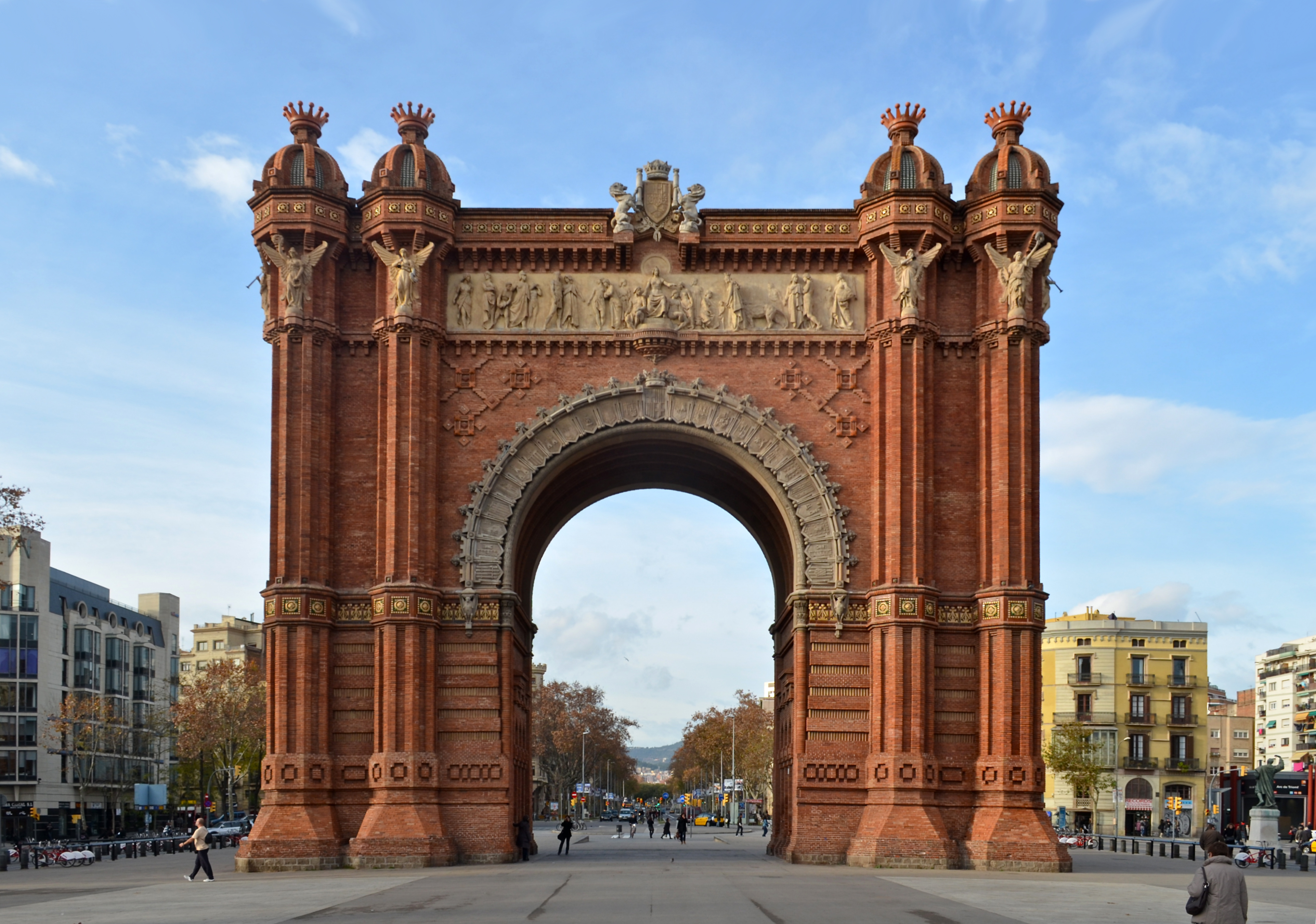 Barcelona - Arc de Triomf (2)