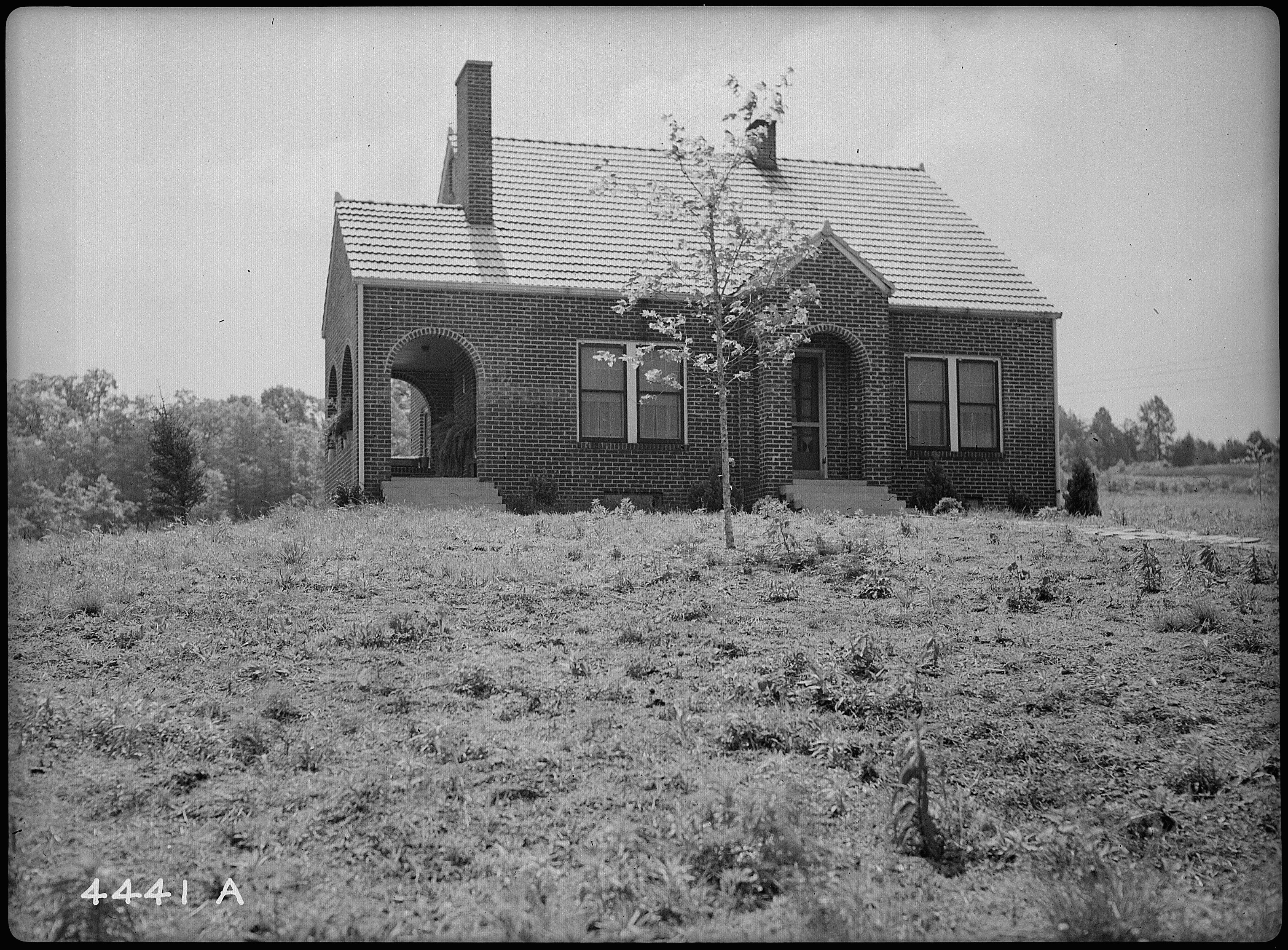 Bayless, E.L., home - NARA - 280444