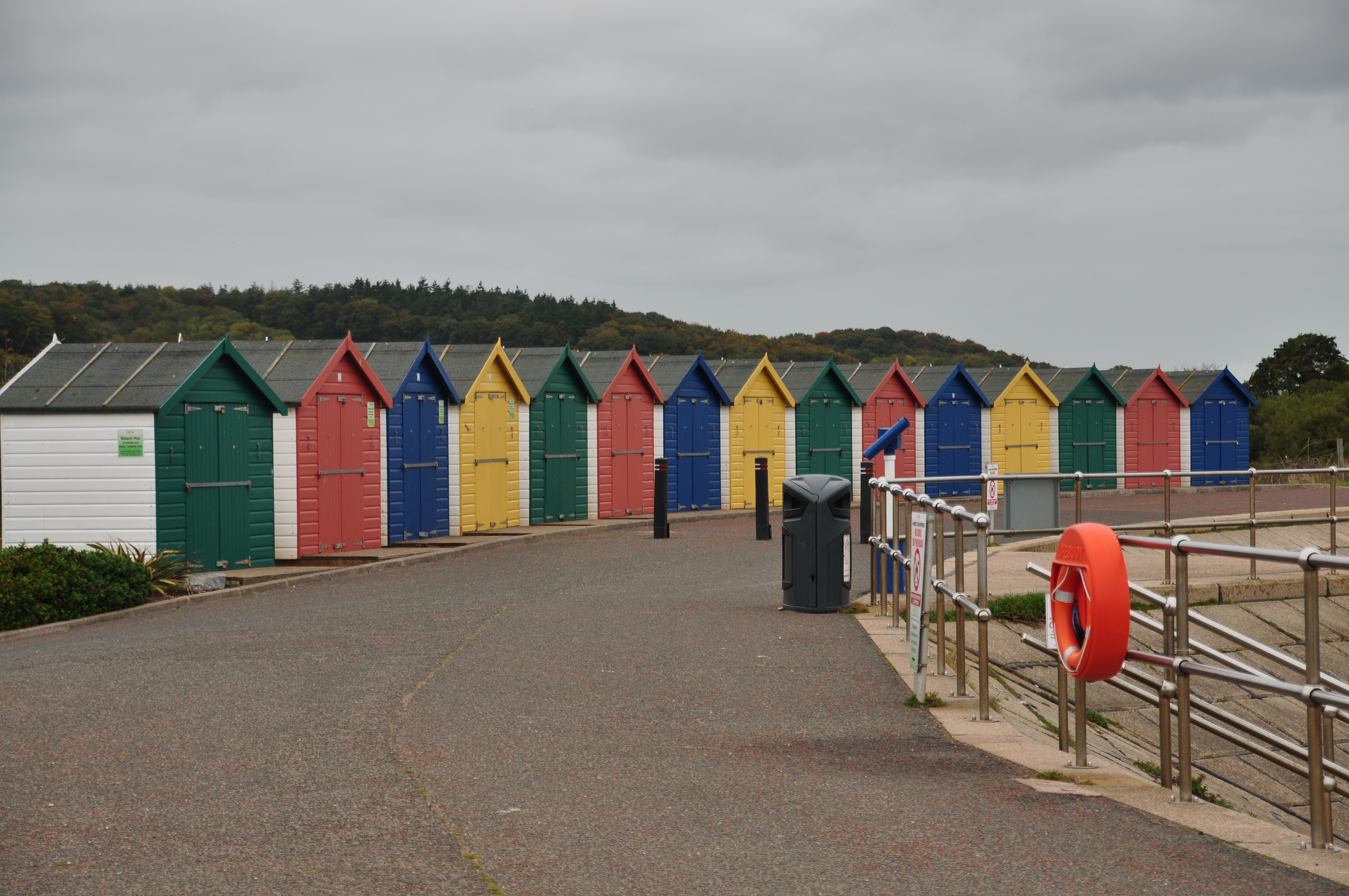 Beach huts at Dawlish Warren (7282)