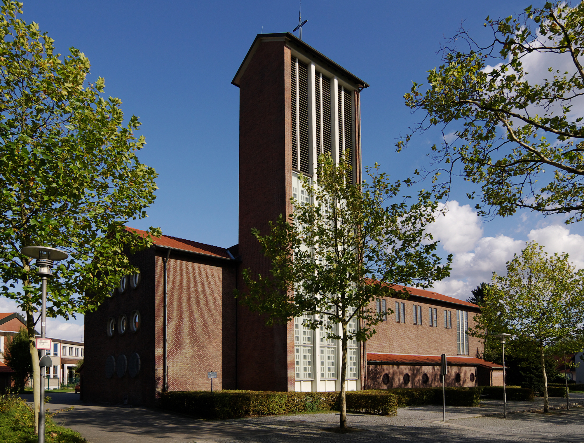 Bergkamen St Elisabeth IMGP8219 wp