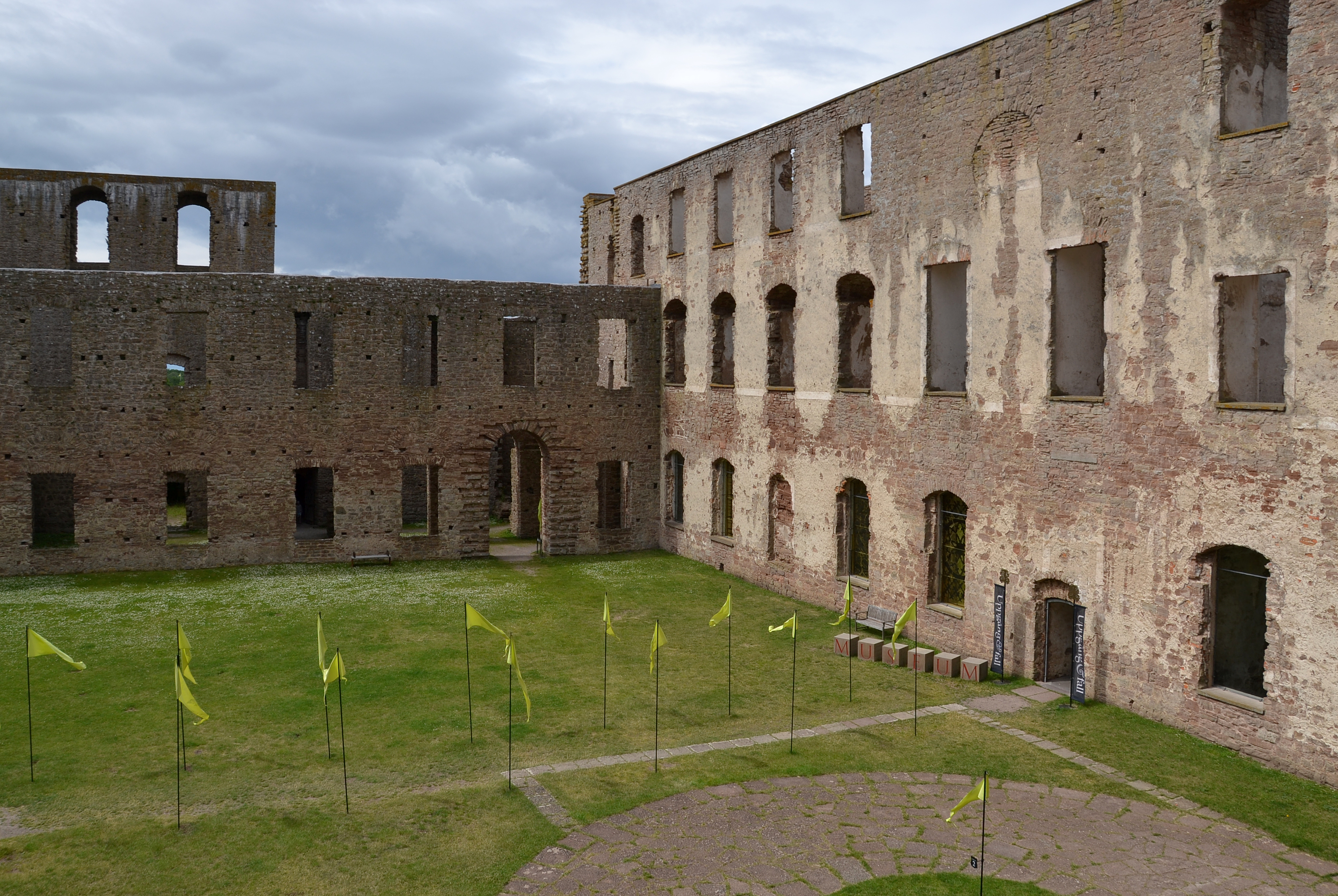Borgholm castle (by Pudelek) 2