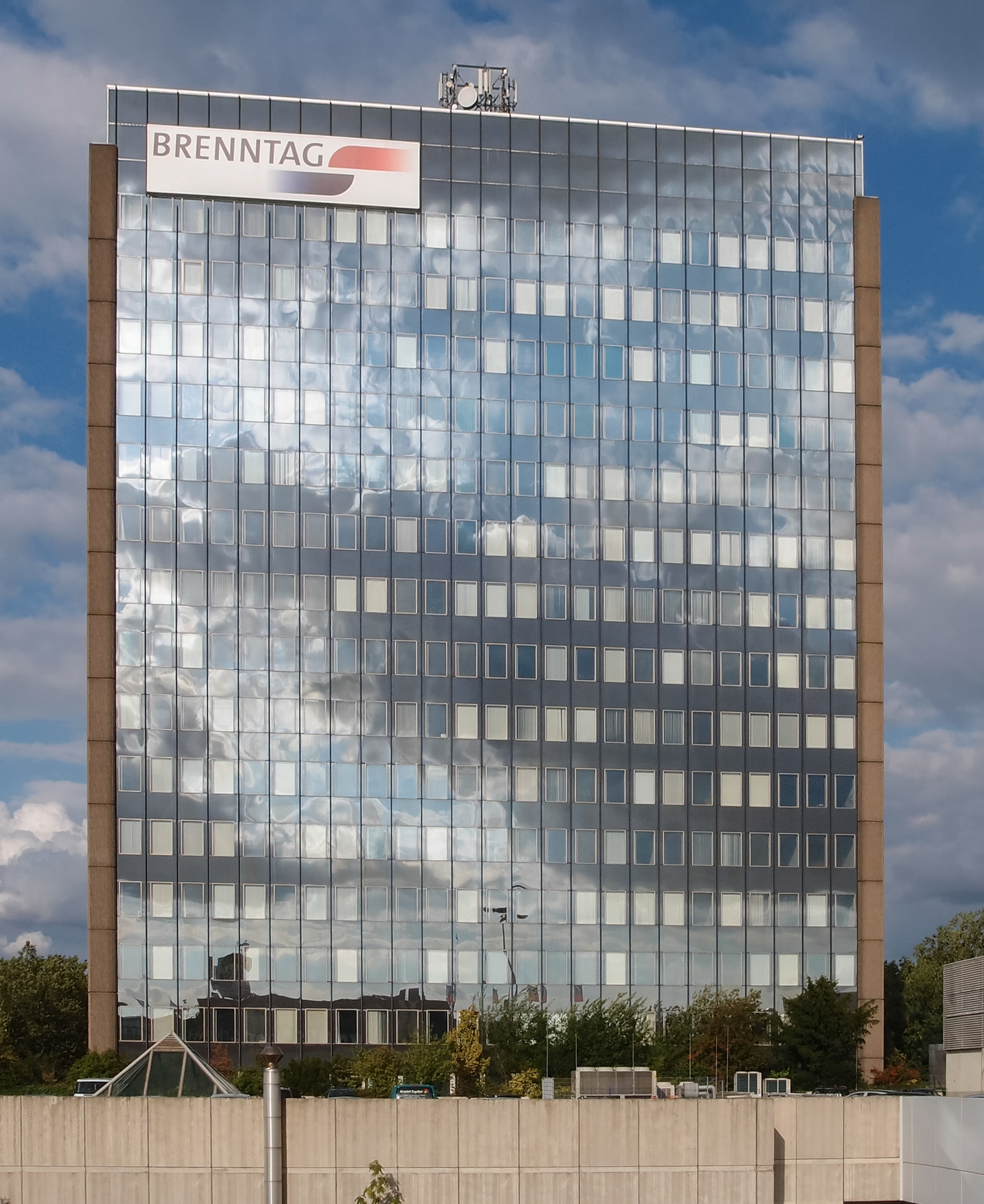 Brenntag AG 2013 02