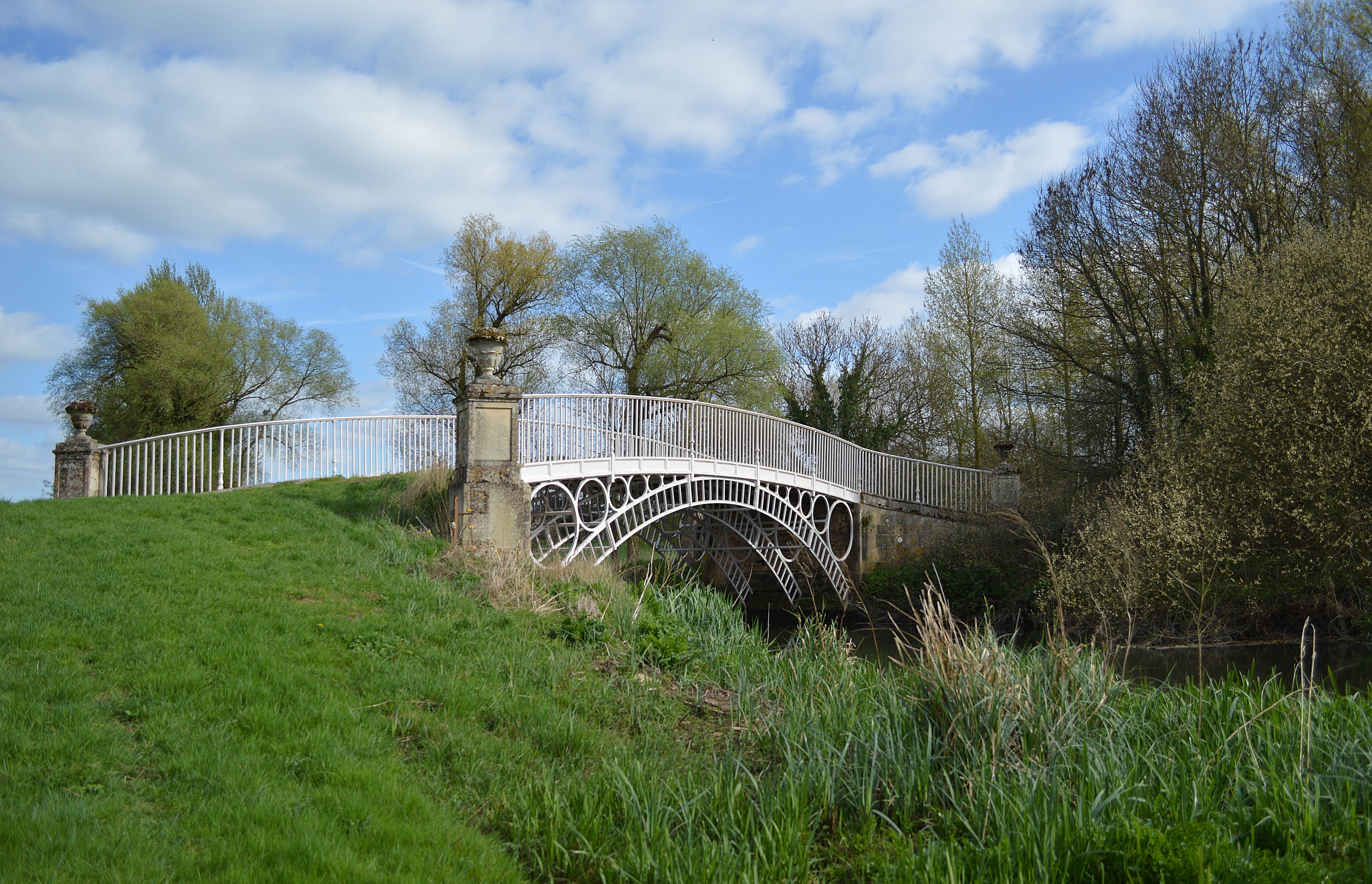 Bridge over the River Loddon, Stratfield Saye Park
