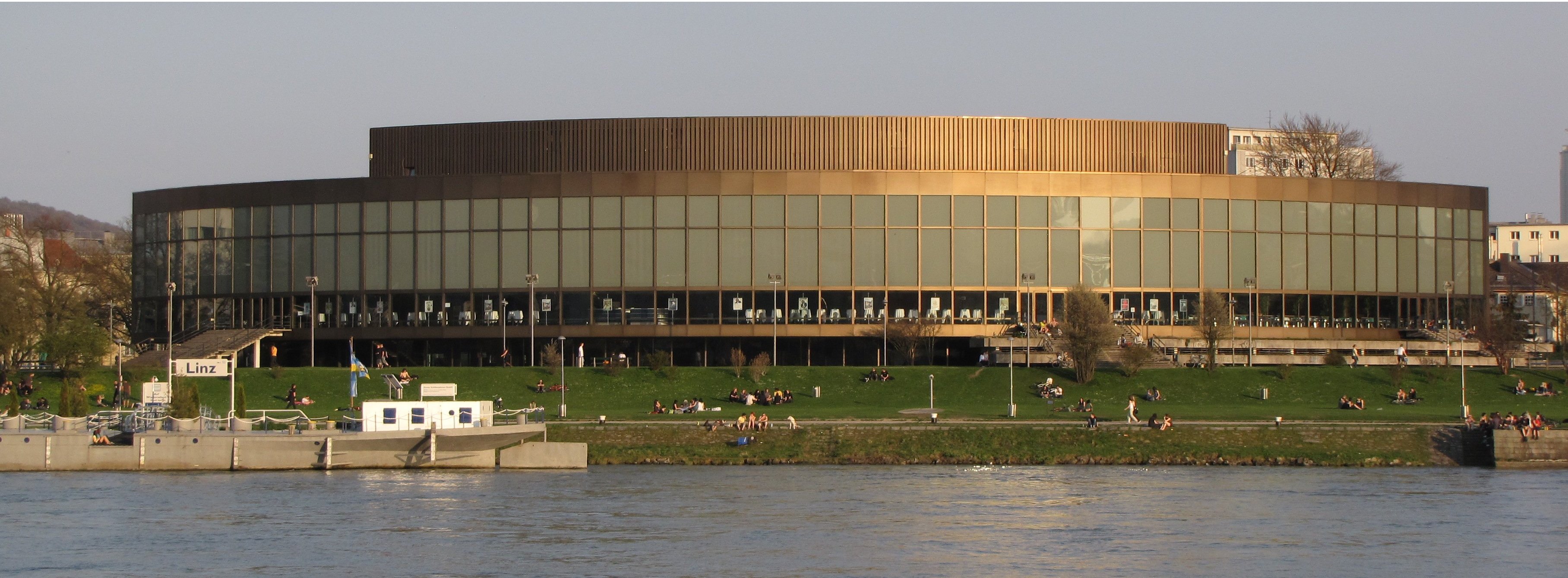 Brucknerhaus20090407