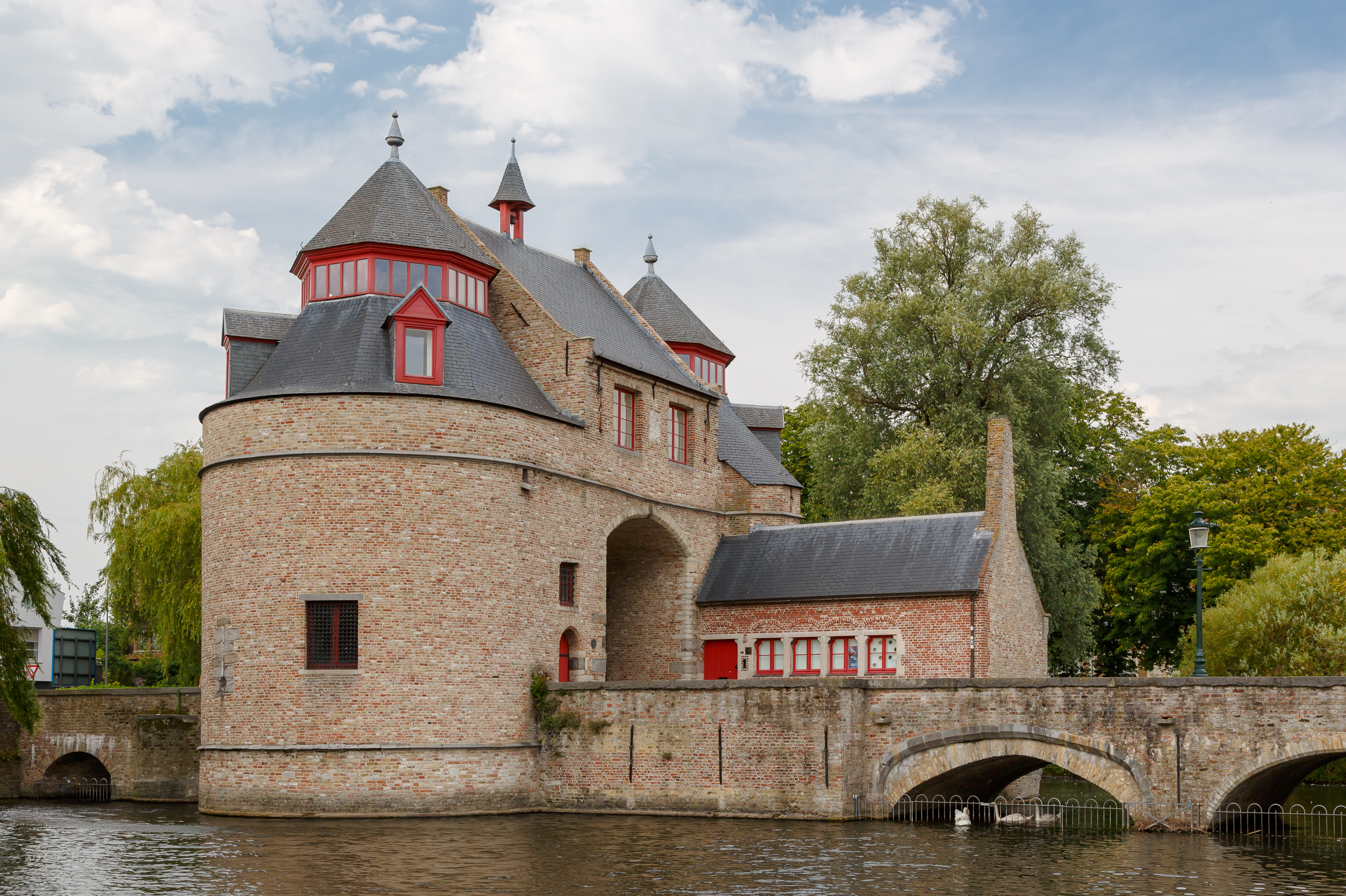 Bruges Belgium Ezelpoort-01
