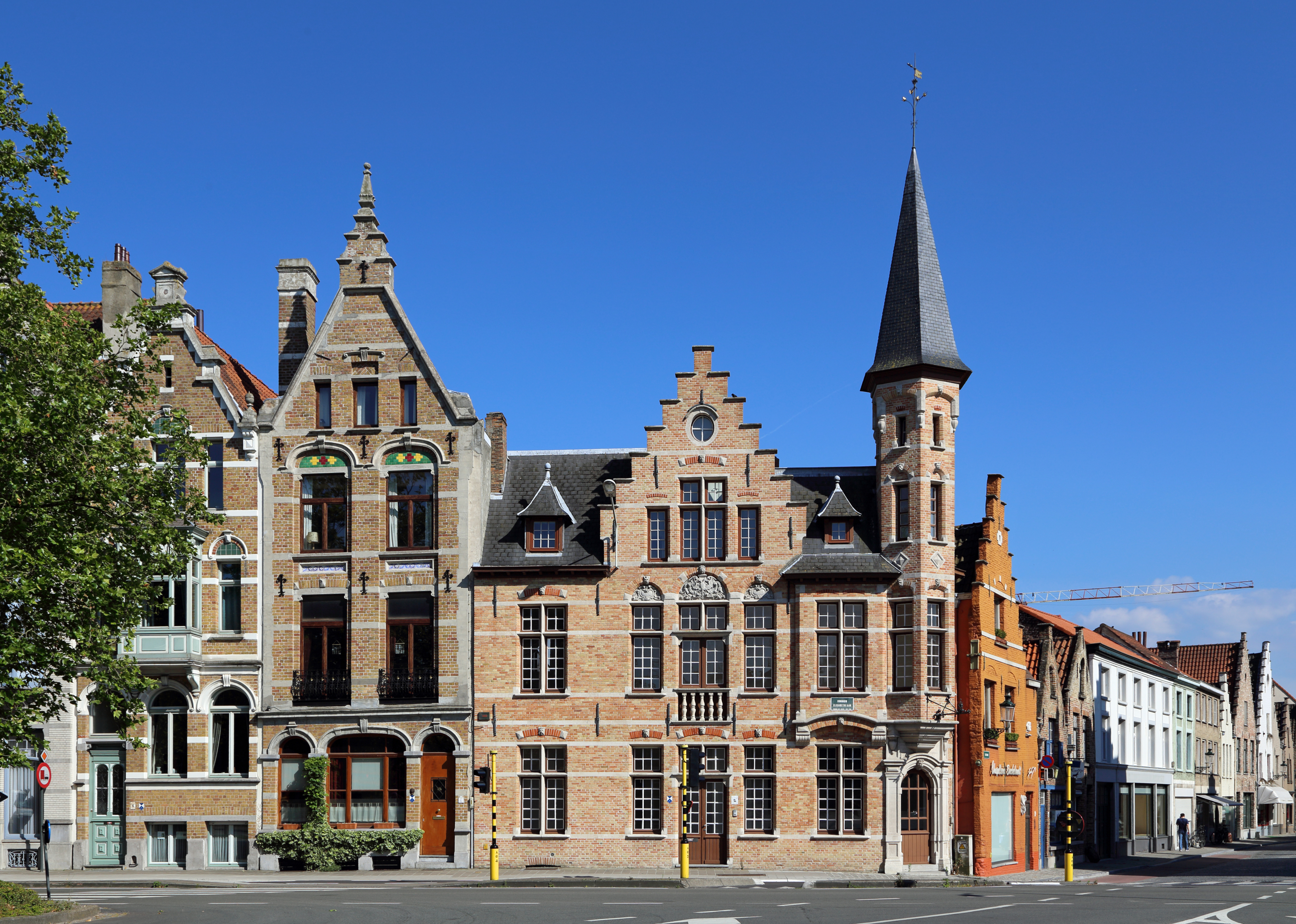 Brugge Koningin Elisabethlaan 2-4-6 R01