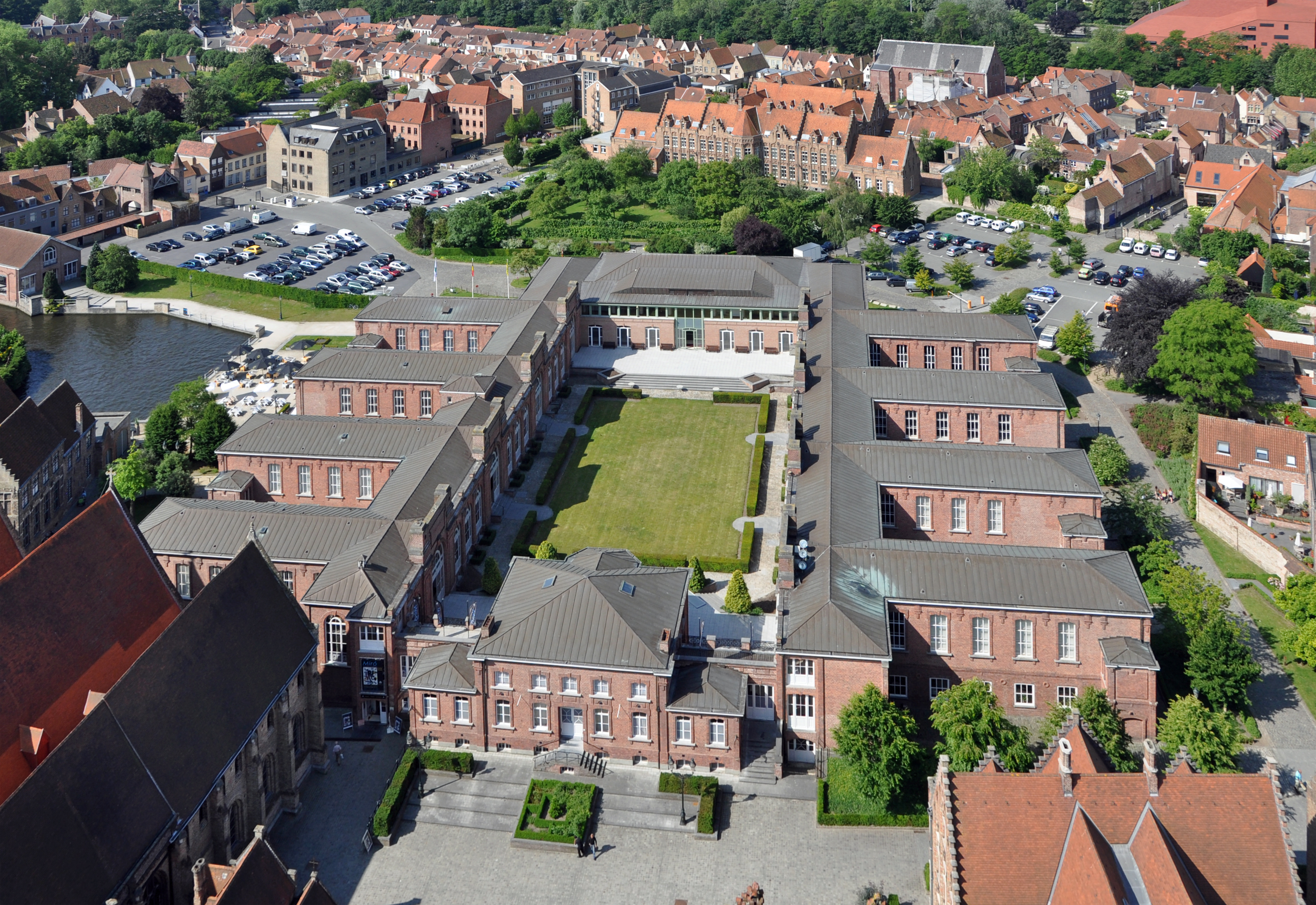 Brugge SJH 19deE Ziekenzalen R01