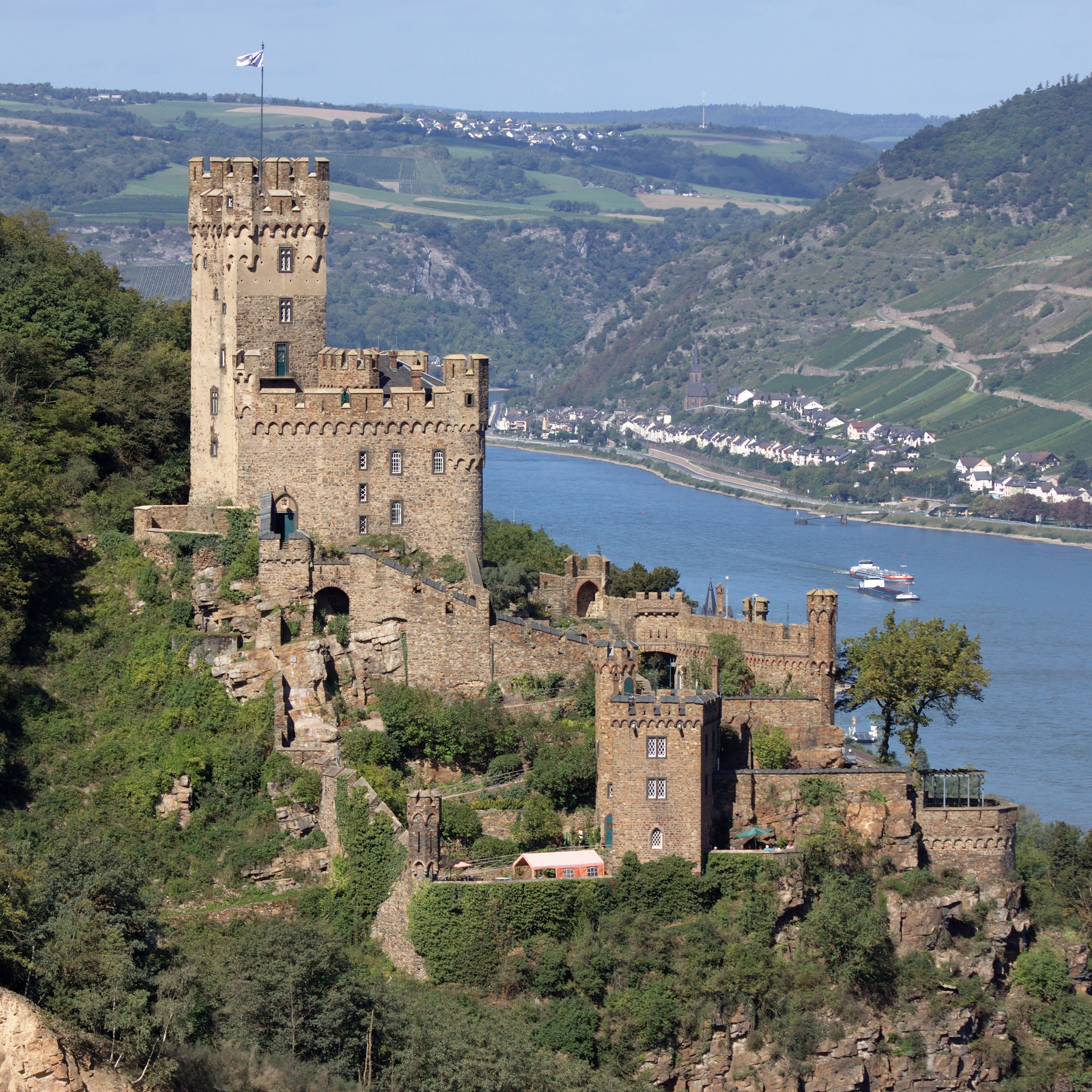 Burg-Sooneck-JR-E-852-2011-09-14