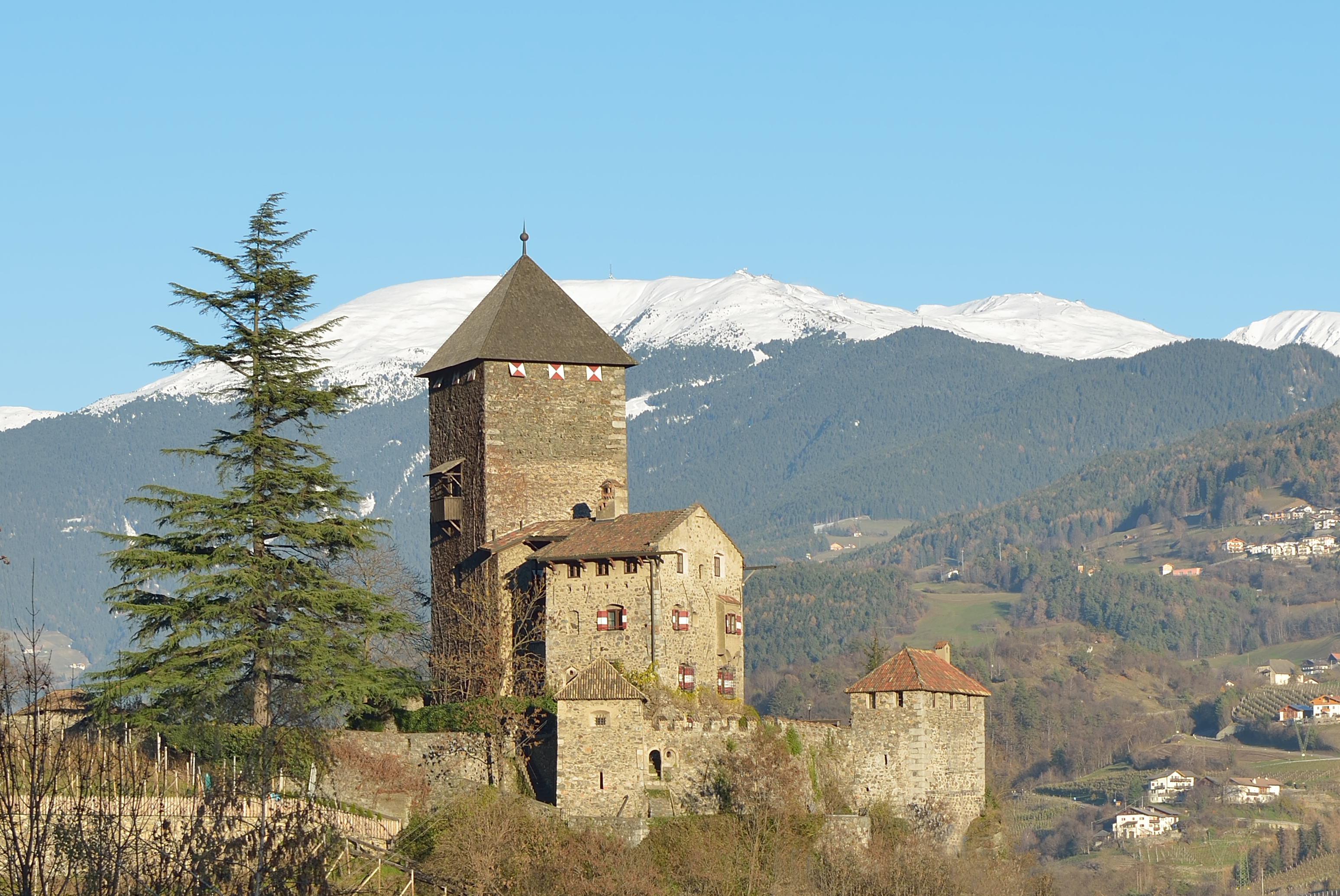 Burg Branzoll in Klausen