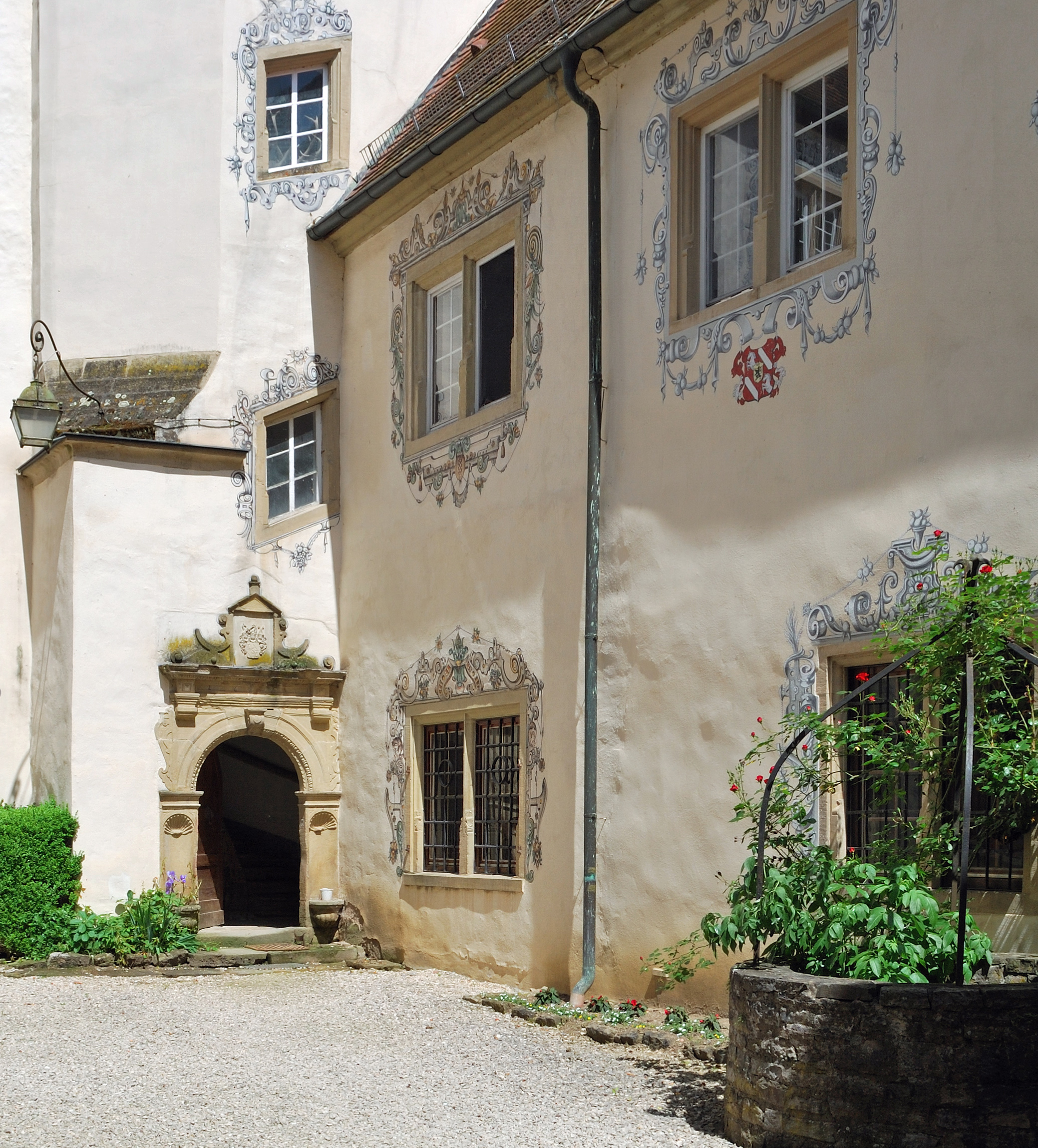 Burg Laibach Innenhof (2)