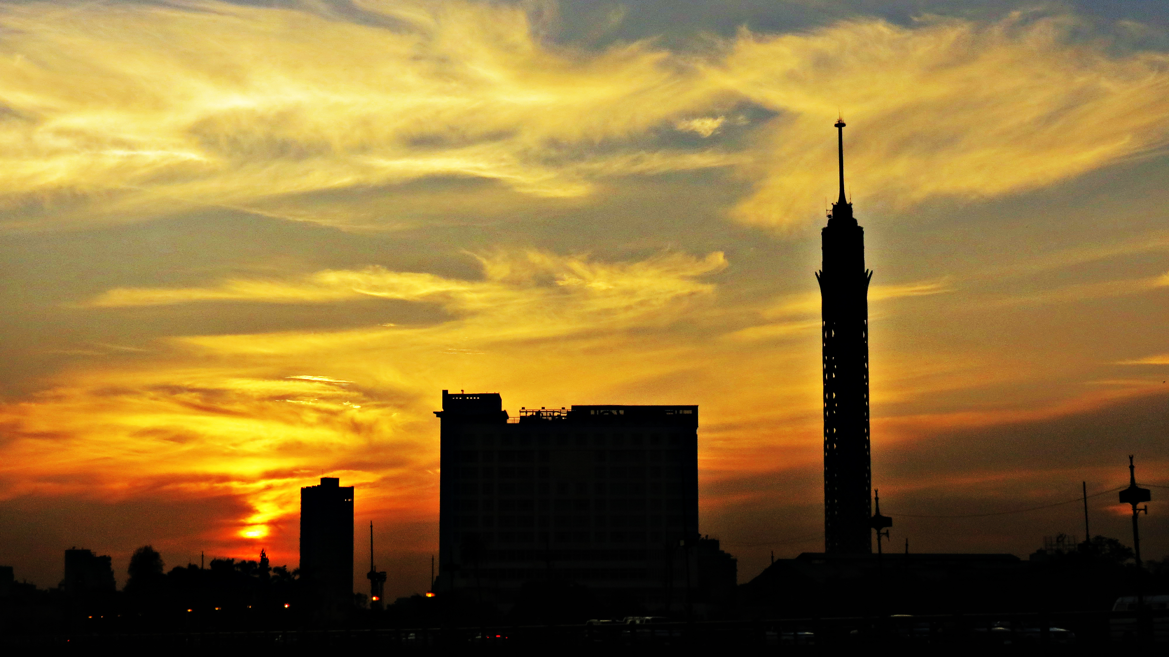 Cairo tower .