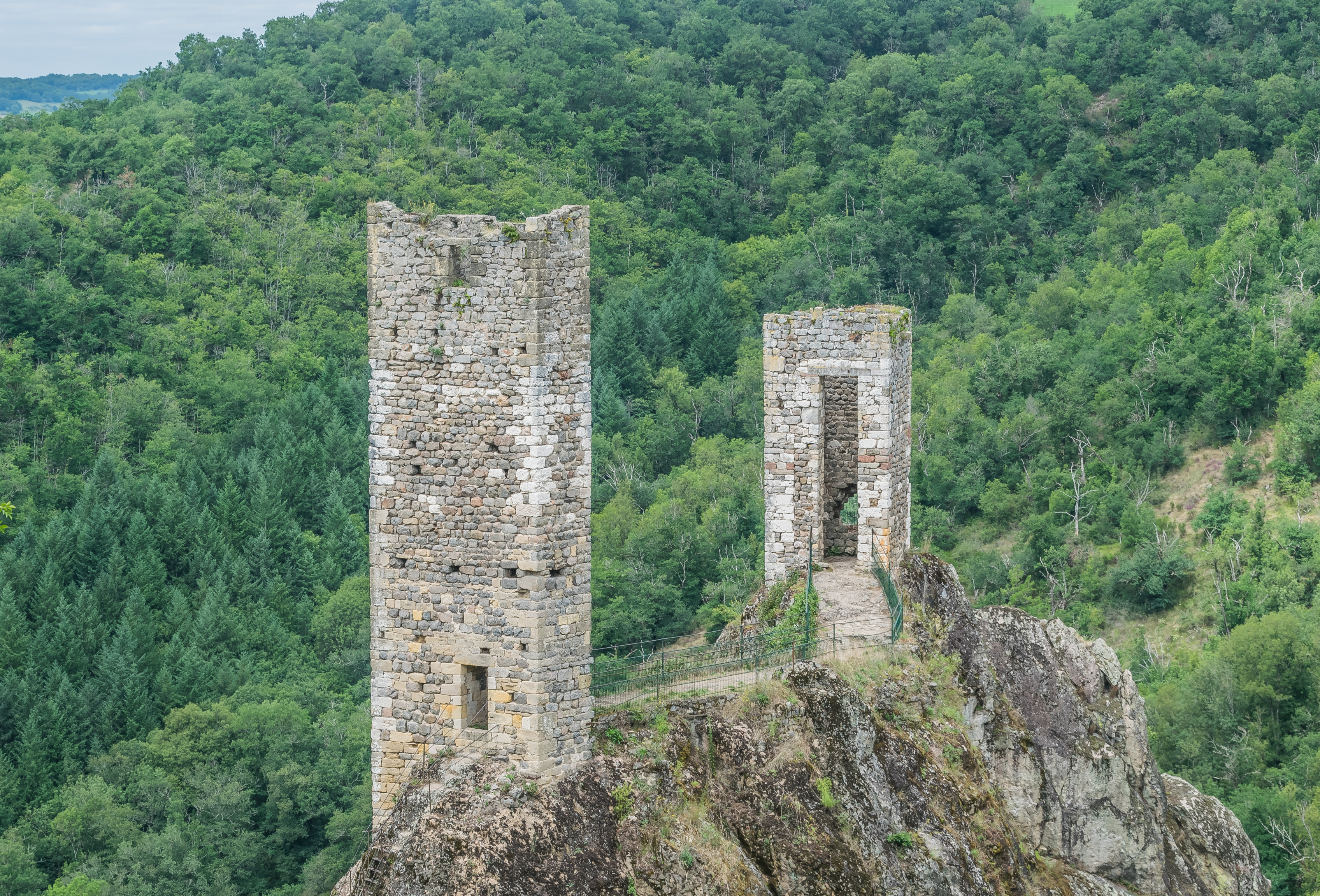 Castle of Peyrusse-le-Roc 05