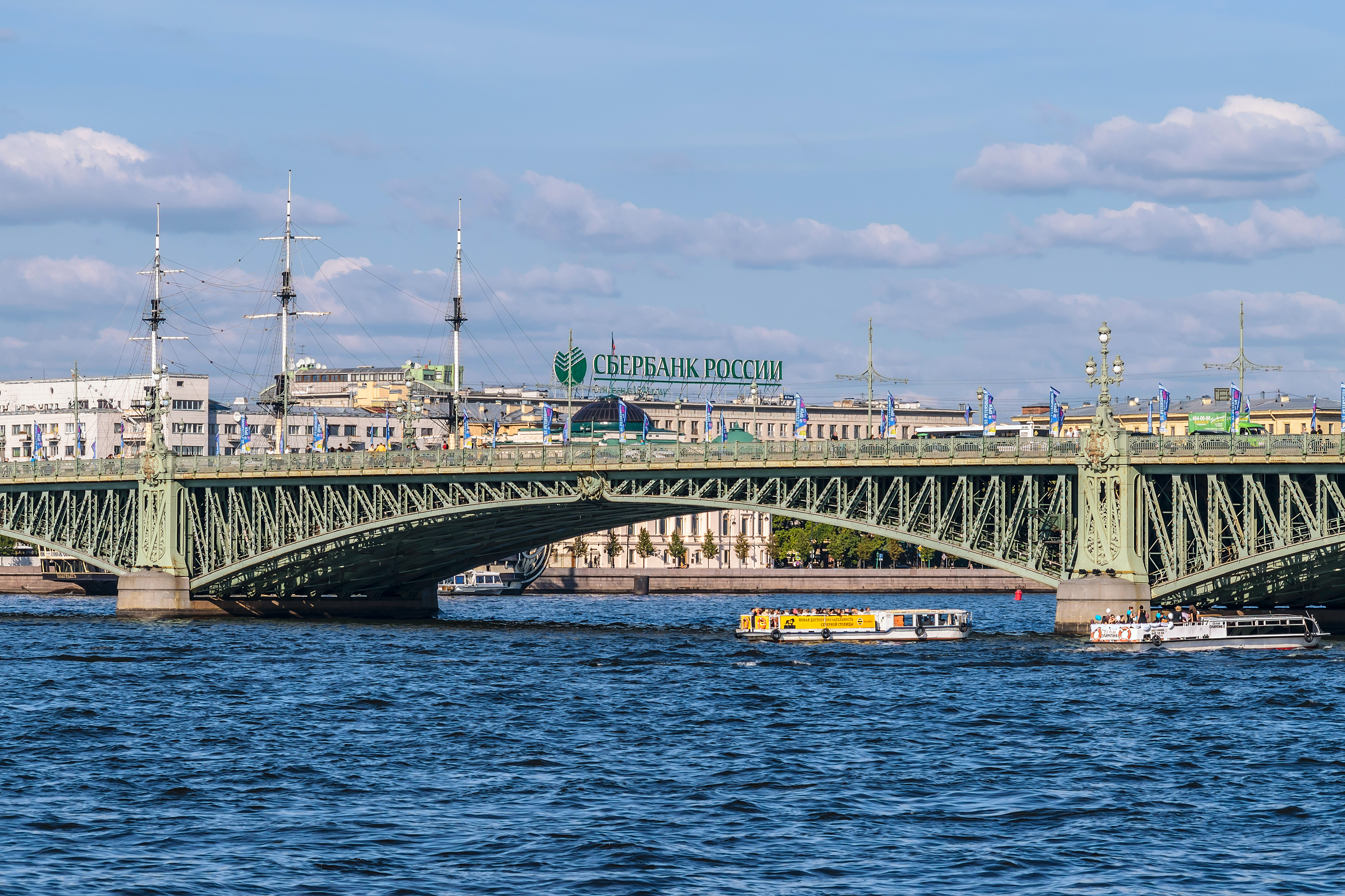 Central Span of Trinity Bridge SPB