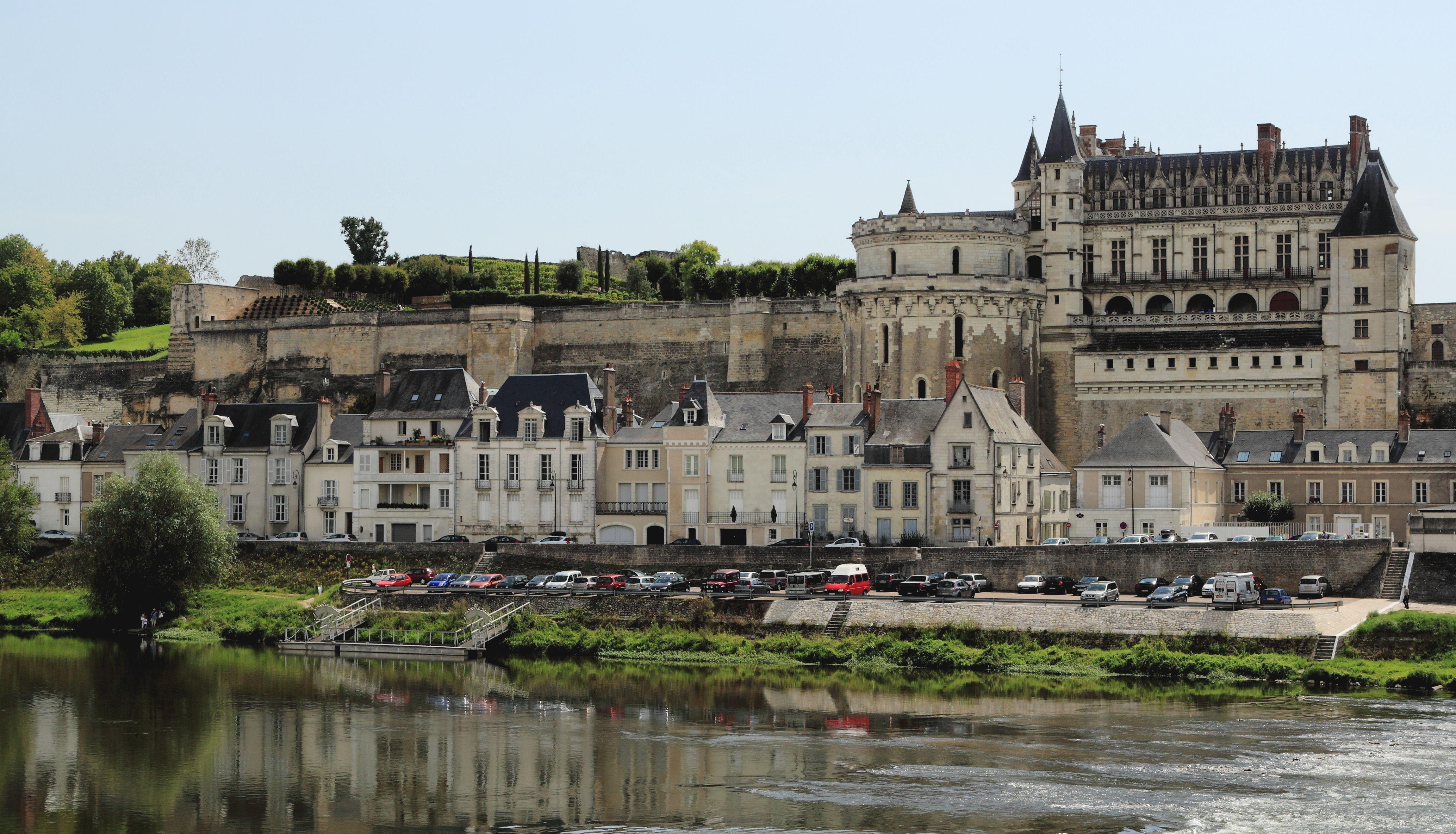 Château d'Amboise from below