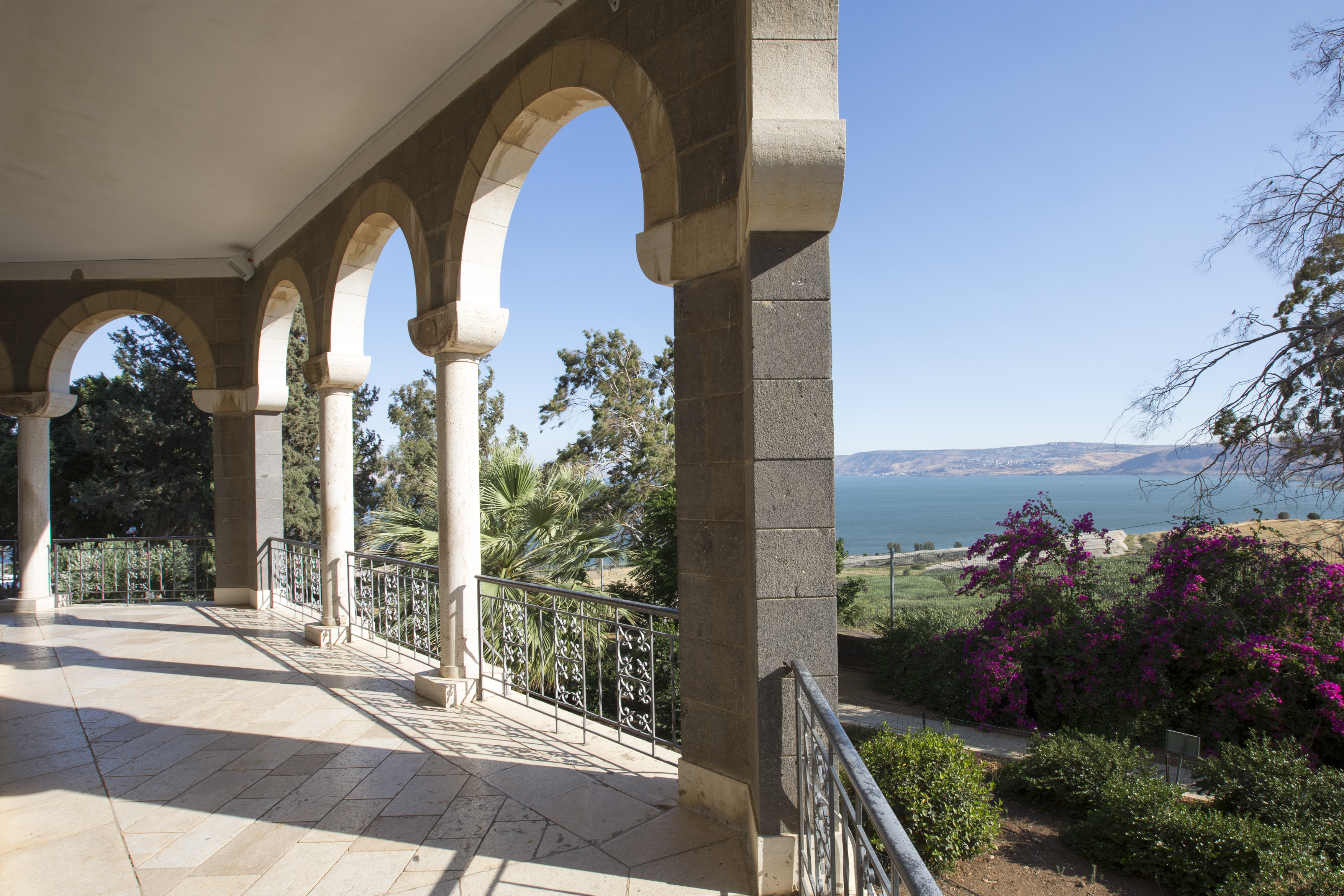 CHAPEL OF THE MOUNT OF BEATITUDES (7723720250)