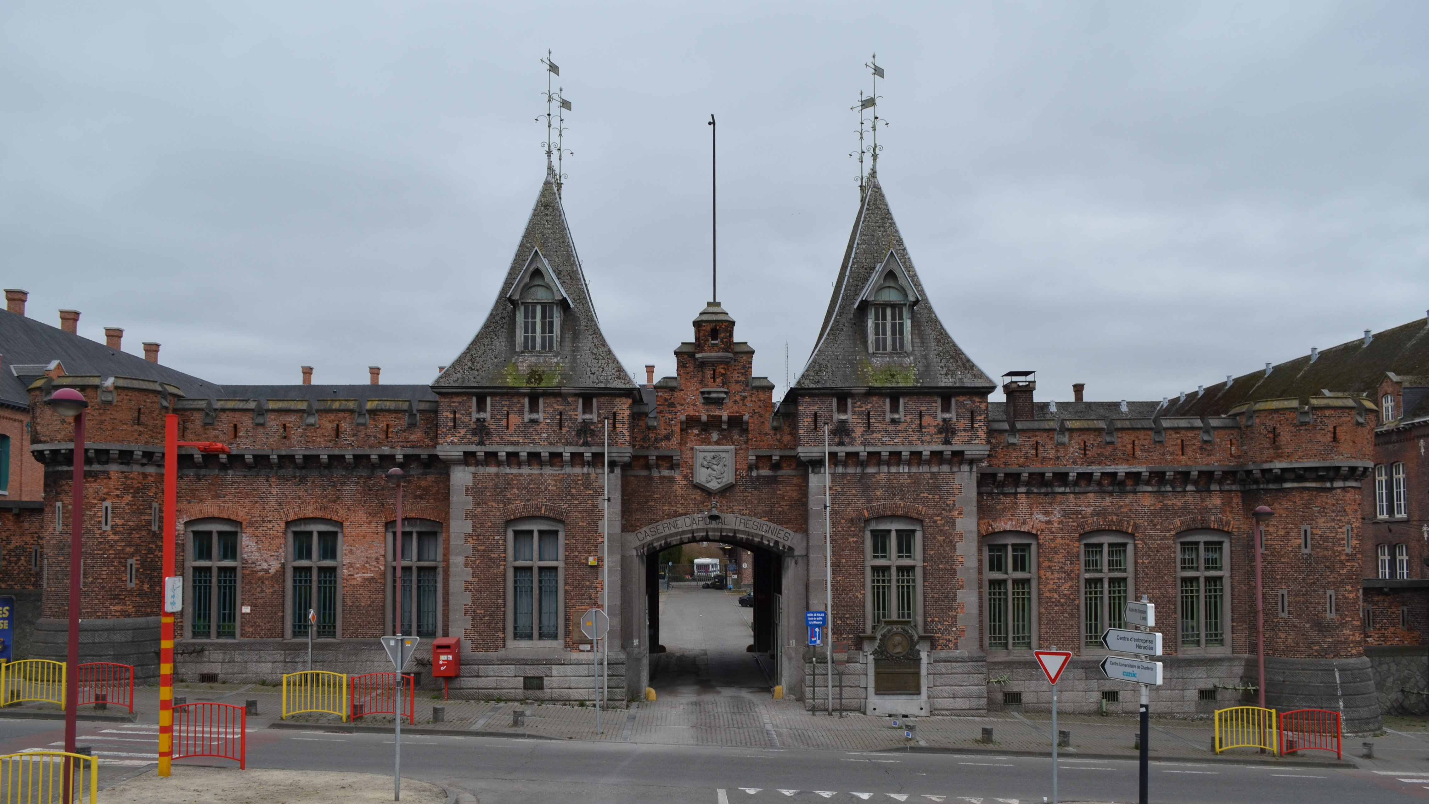 Charleroi - caserne Trésignies - 2015-03-21